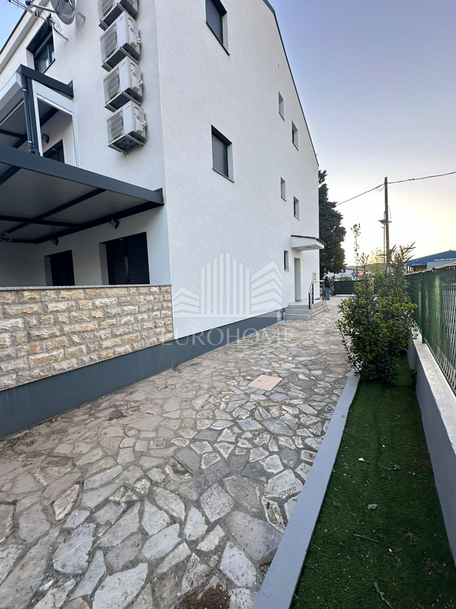 Condominio en Vodice, Sibensko-Kninska Županija 12612444