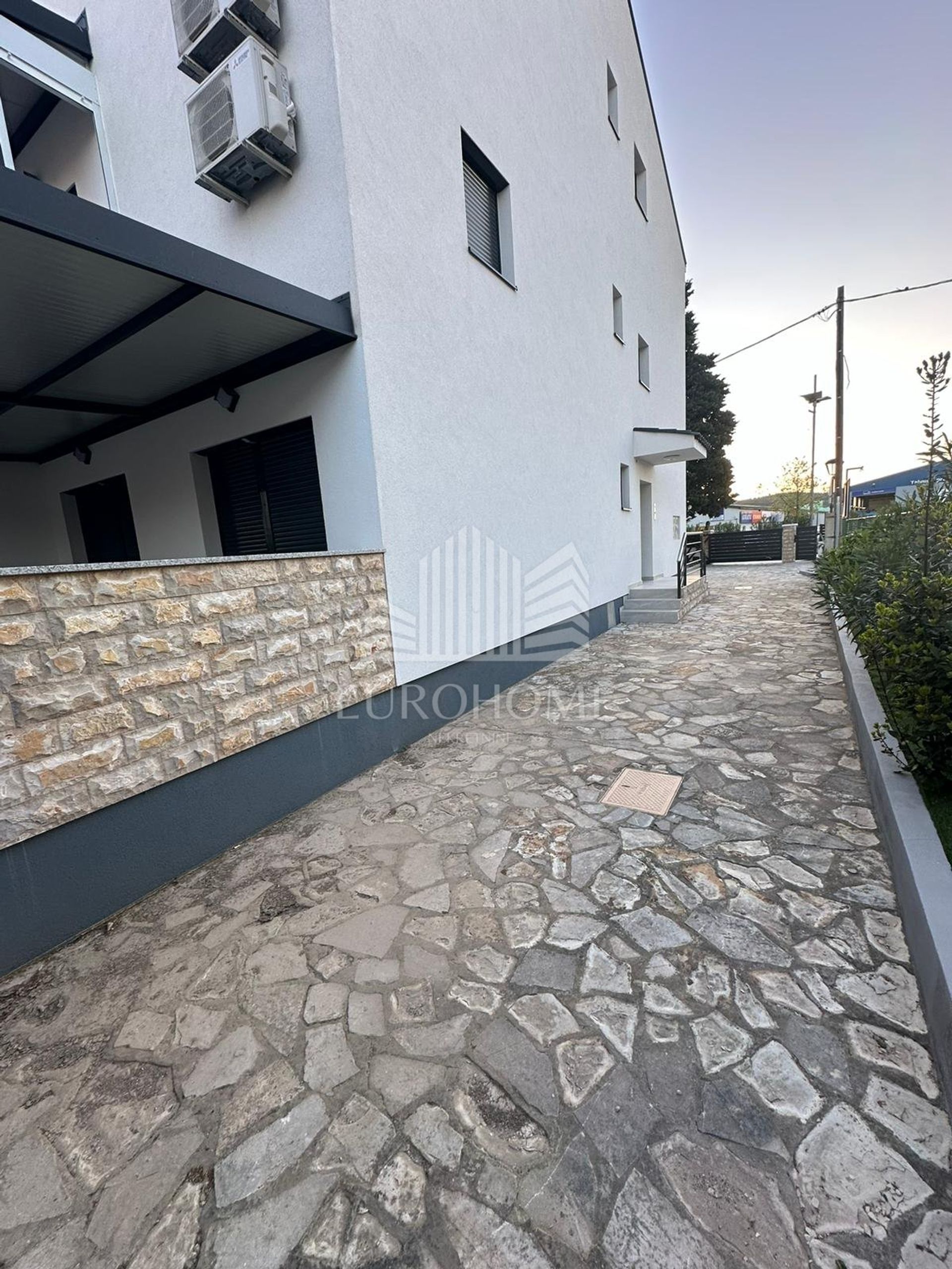 Condominio en Vodice, Sibensko-Kninska Županija 12612444