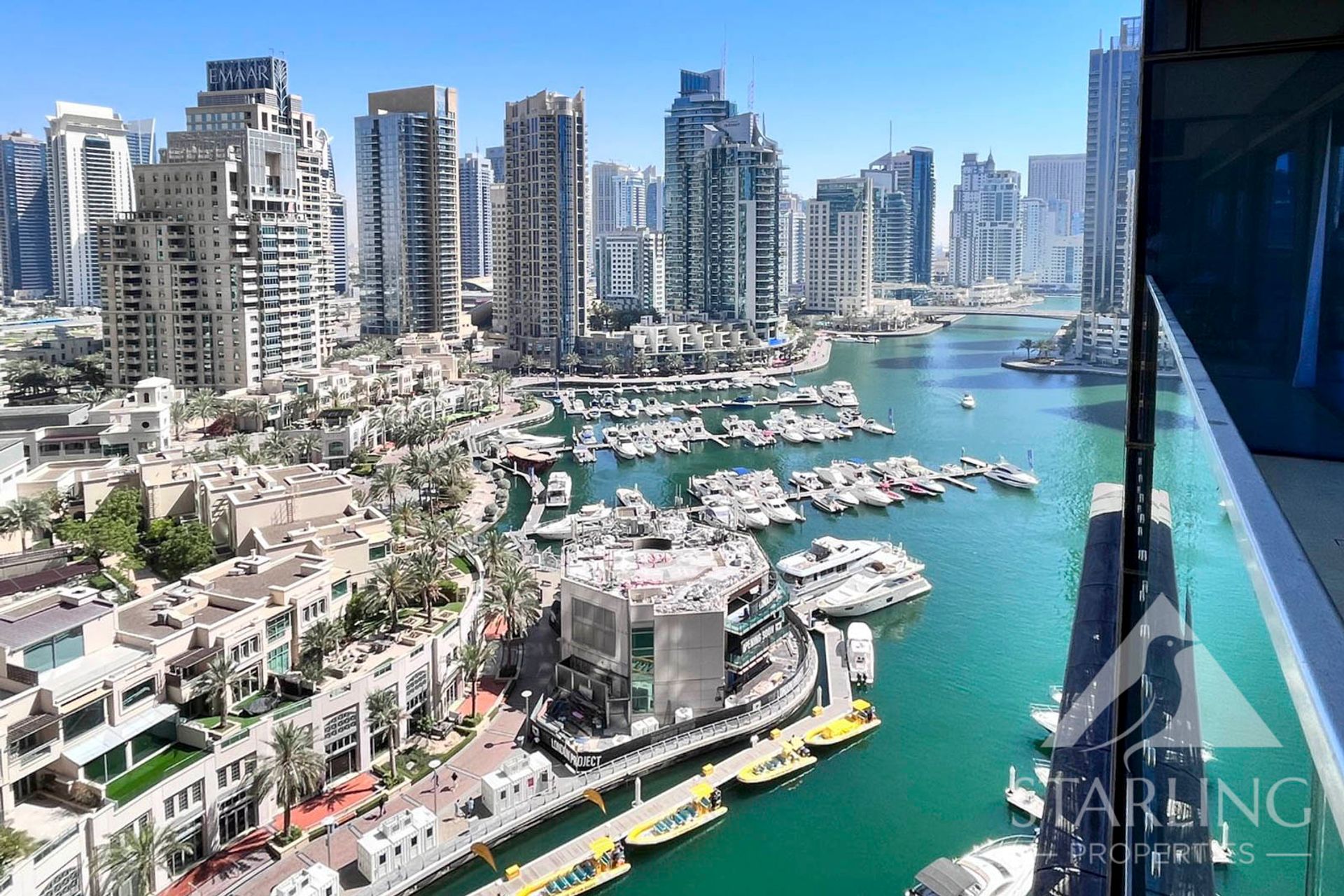 Condominium in Dubai, Dubai 12613216