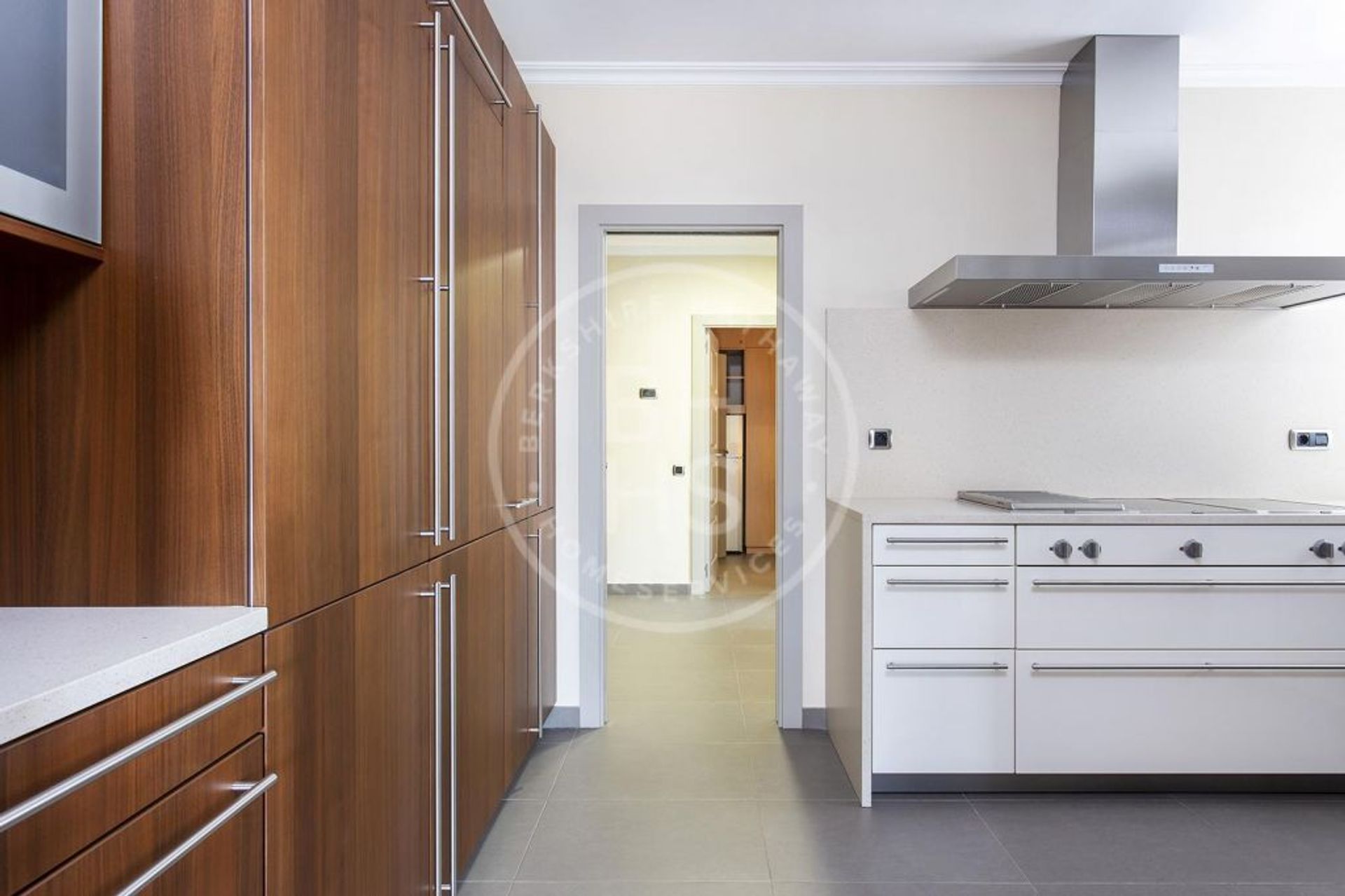 Condominio en Barcelona, Cataluña 12613431