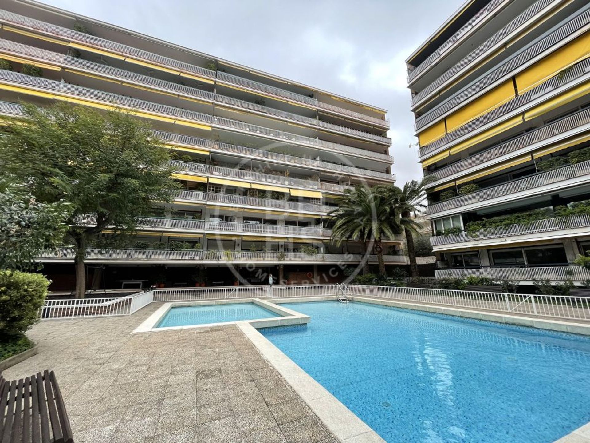 Condominium dans Barcelone, Catalogne 12613509