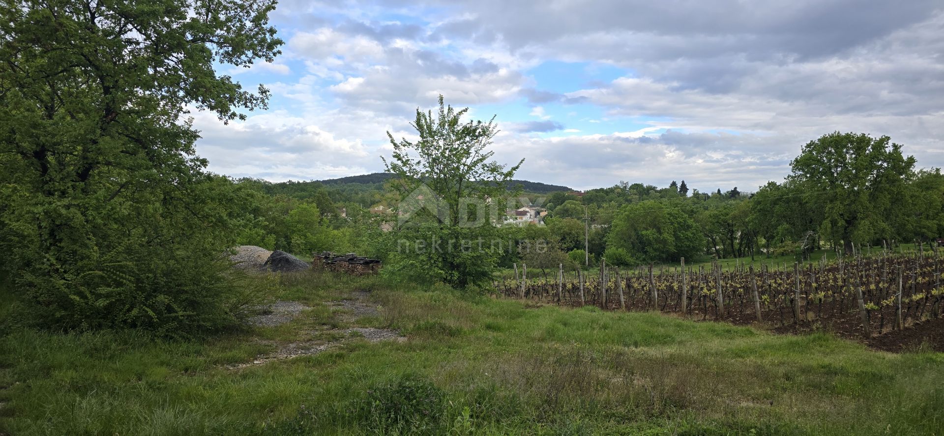 Land in Karojba, Istarska Zupanija 12613631