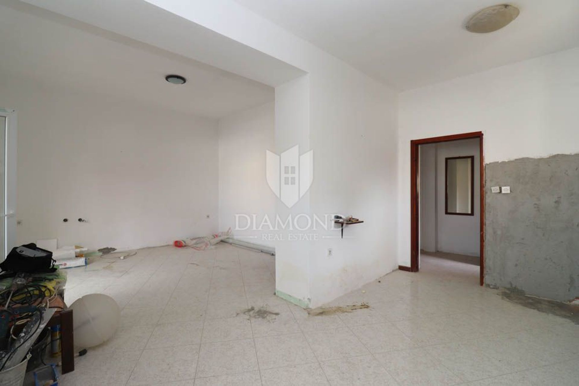 Condominium dans Pula, Istarska Zupanija 12613776