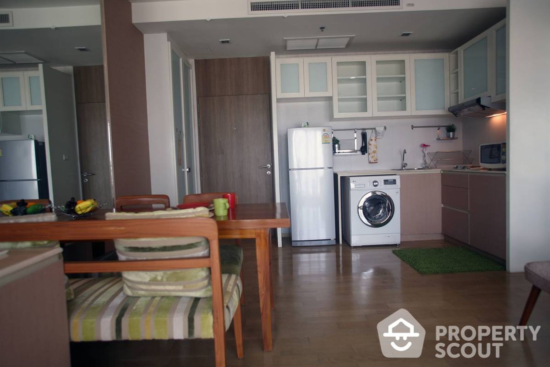 Condominium in , Krung Thep Maha Nakhon 12614775