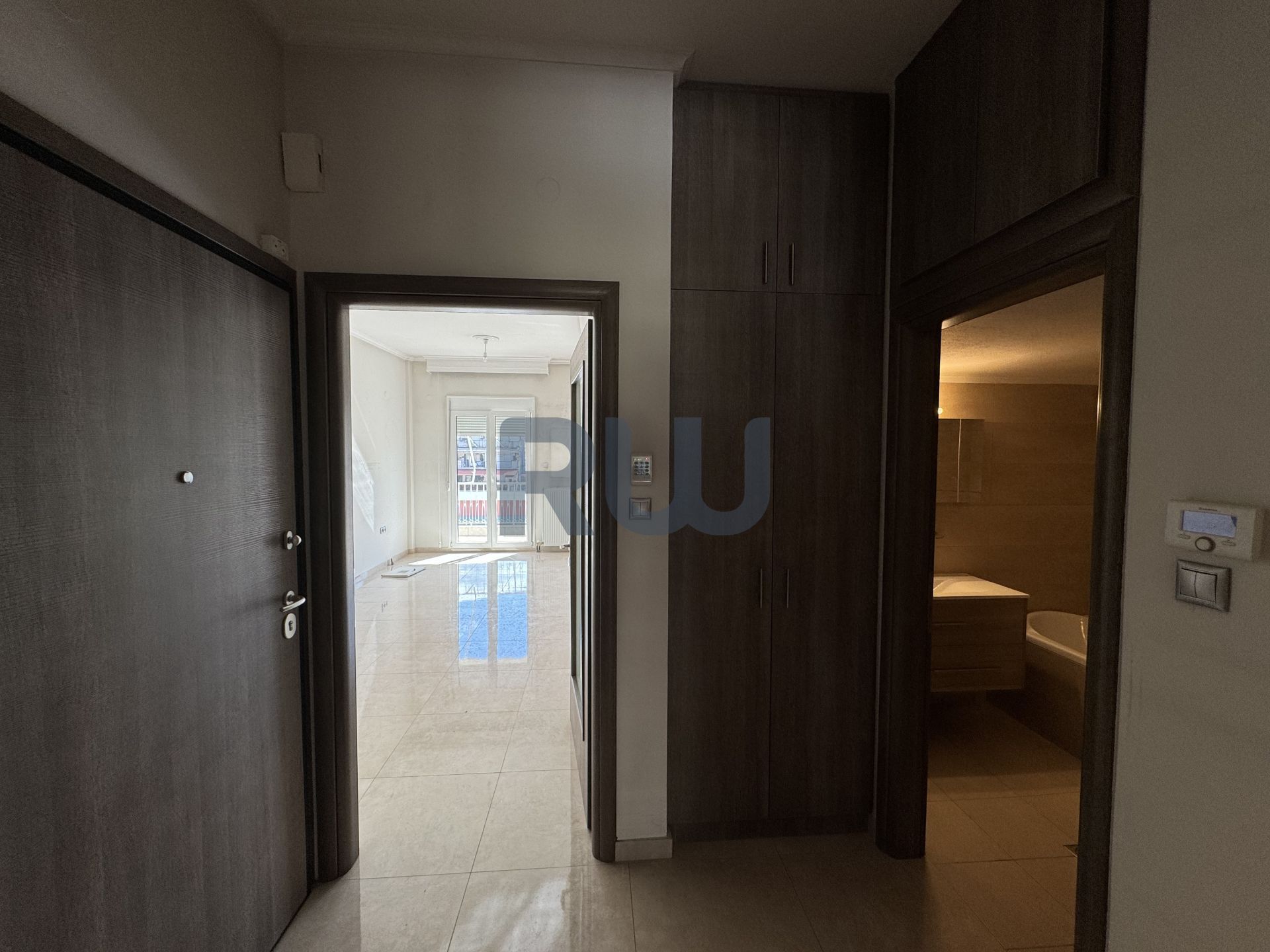 Condominium dans Thessaloniki,  12620349