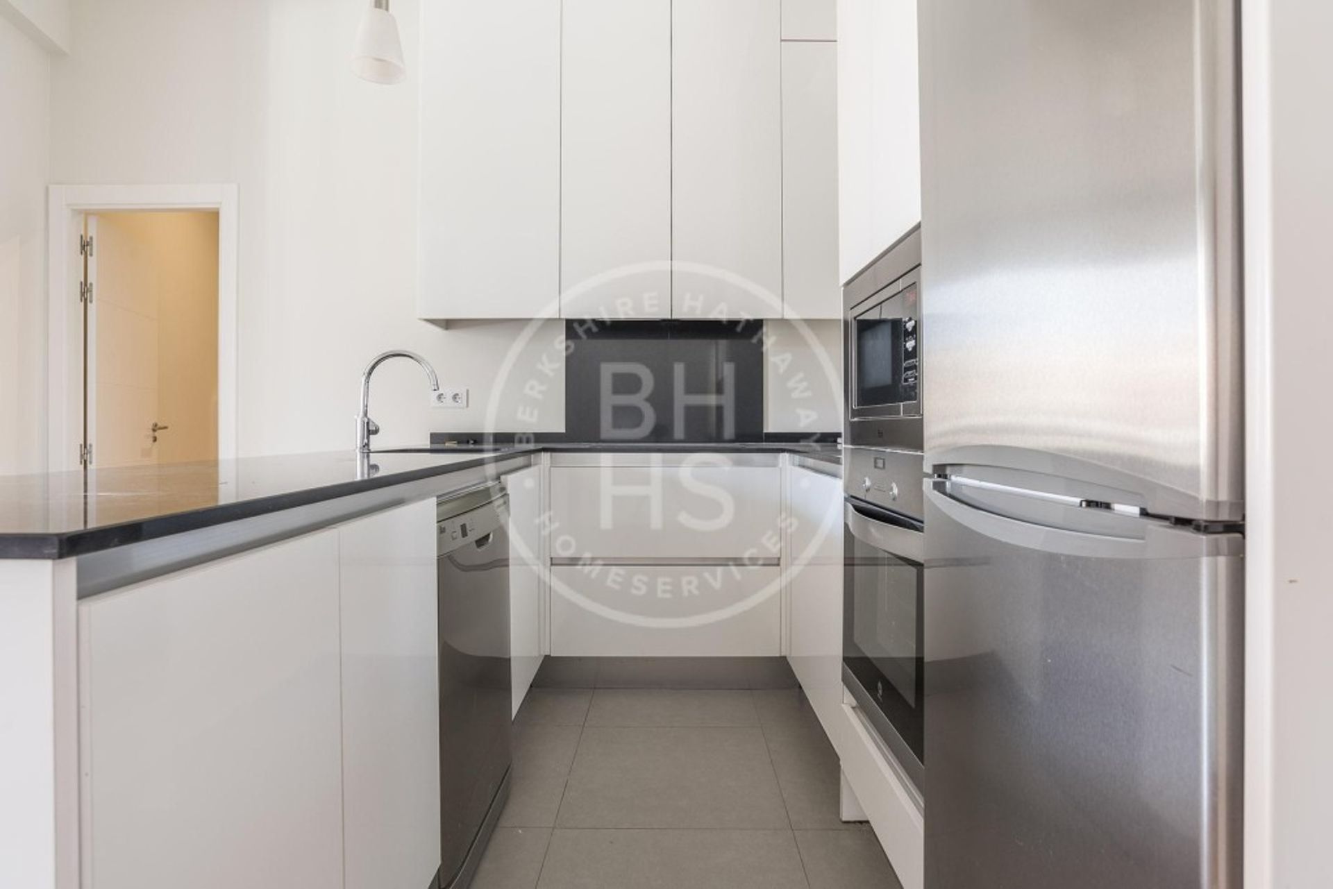 Condominium in Madrid, Community of Madrid 12622394