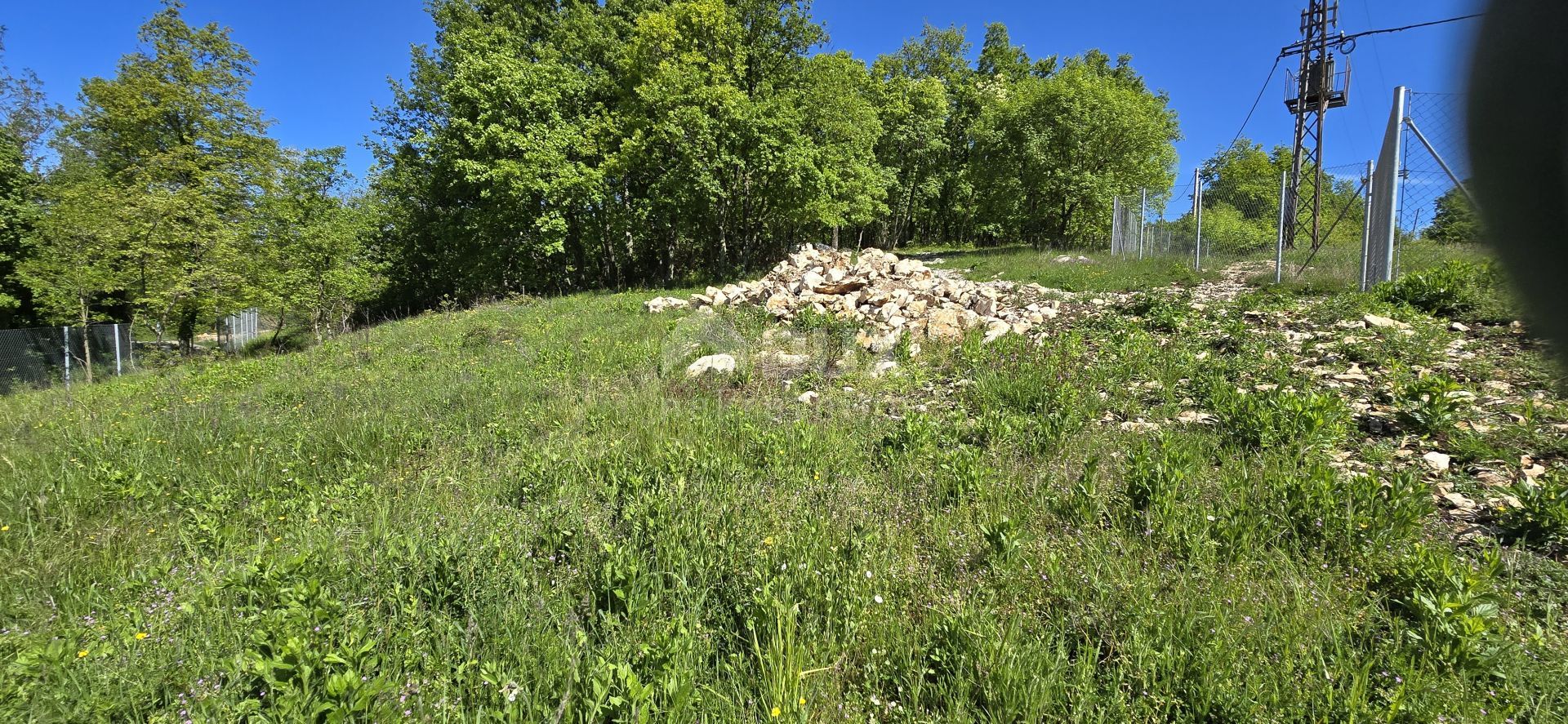 Земля в Пікан, Істарська жупанія 12623606