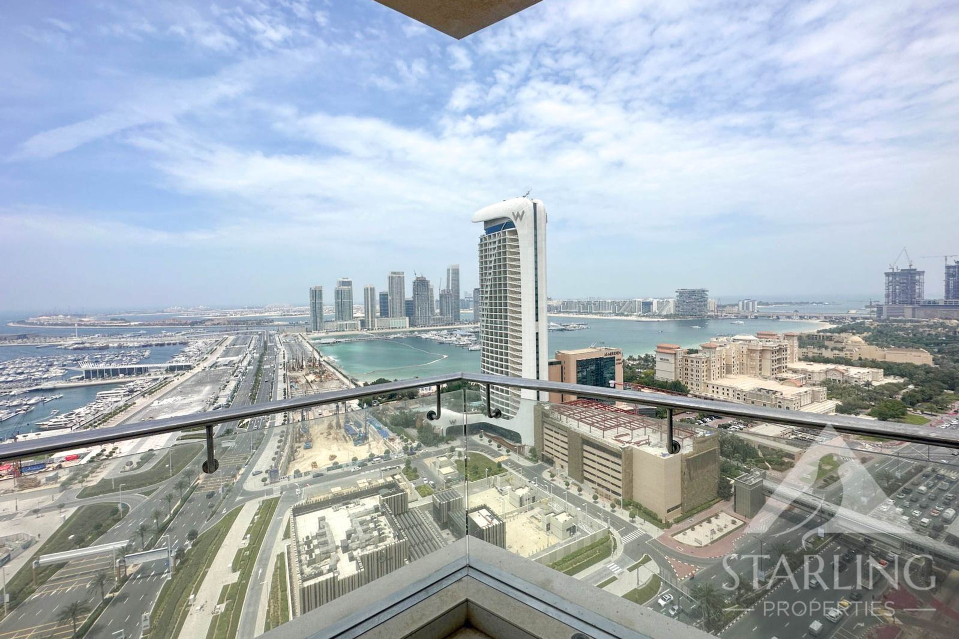 Condominium in Dubai, Dubai 12625693