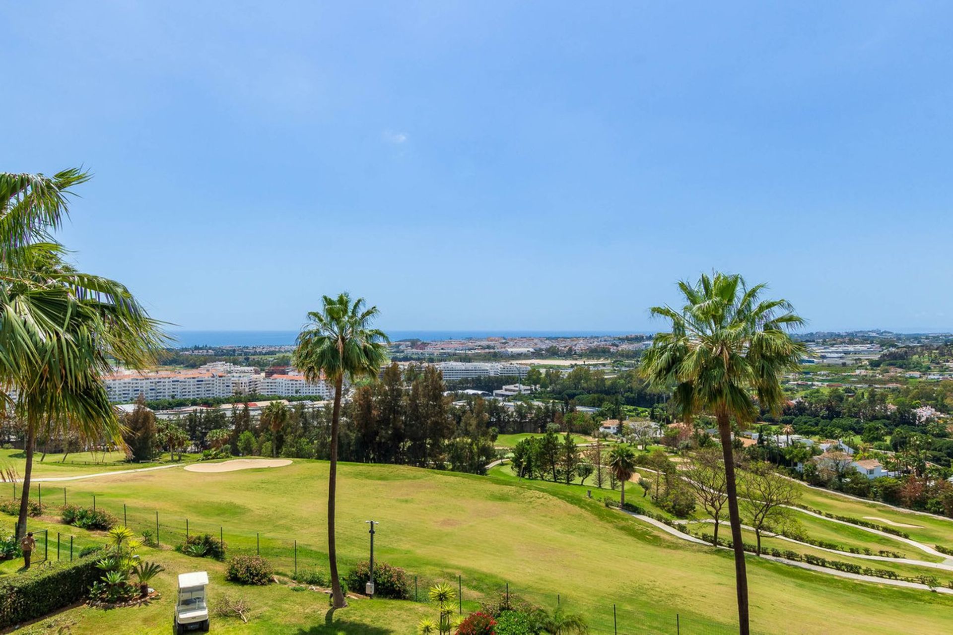 Condominium in Marbella, Andalucía 12626908