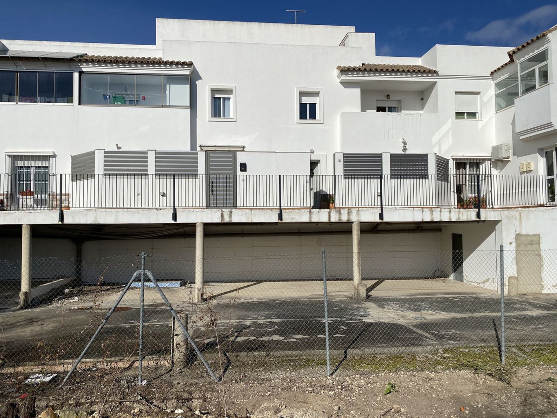 Wylądować w Benalup-Casas Viejas, Andalusia 12626955