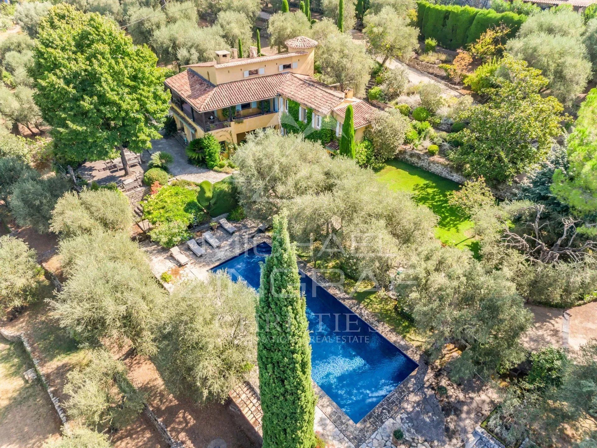 Casa nel Pegomas, Provence-Alpes-Cote d'Azur 12628475