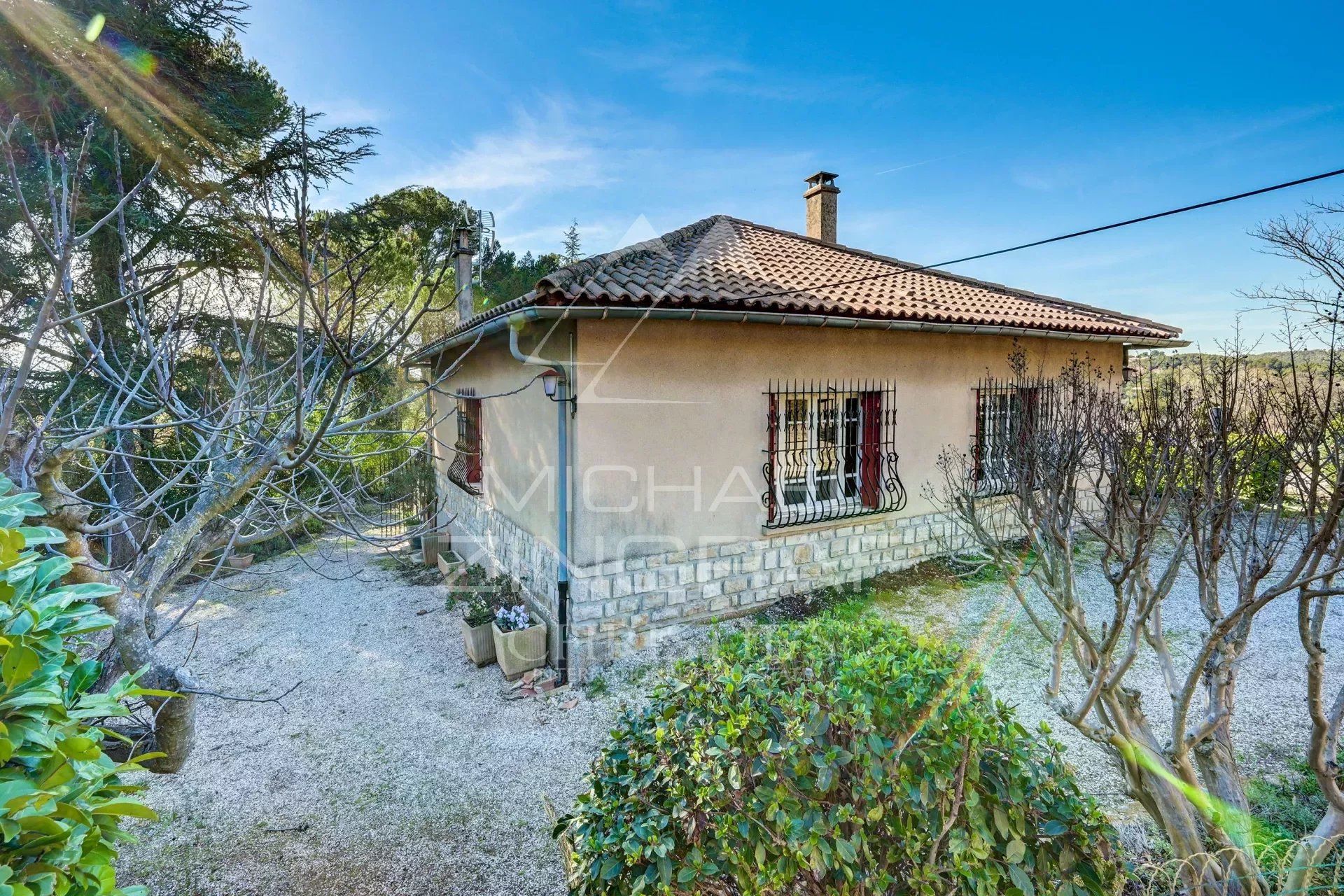 住宅 在 Aix-en-Provence, Bouches-du-Rhône 12628573