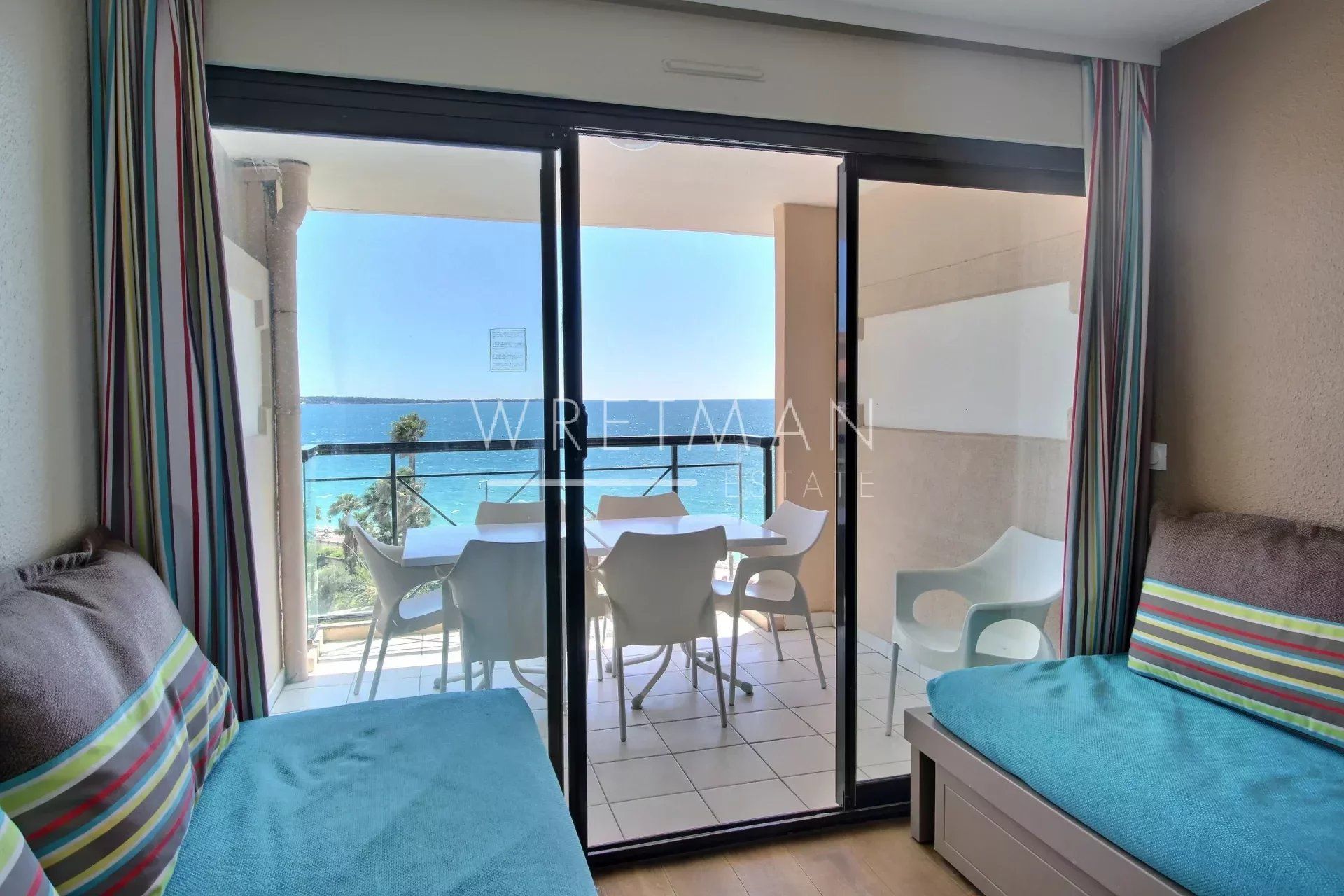 سكني في Cannes-la-Bocca, Alpes-Maritimes 12628687