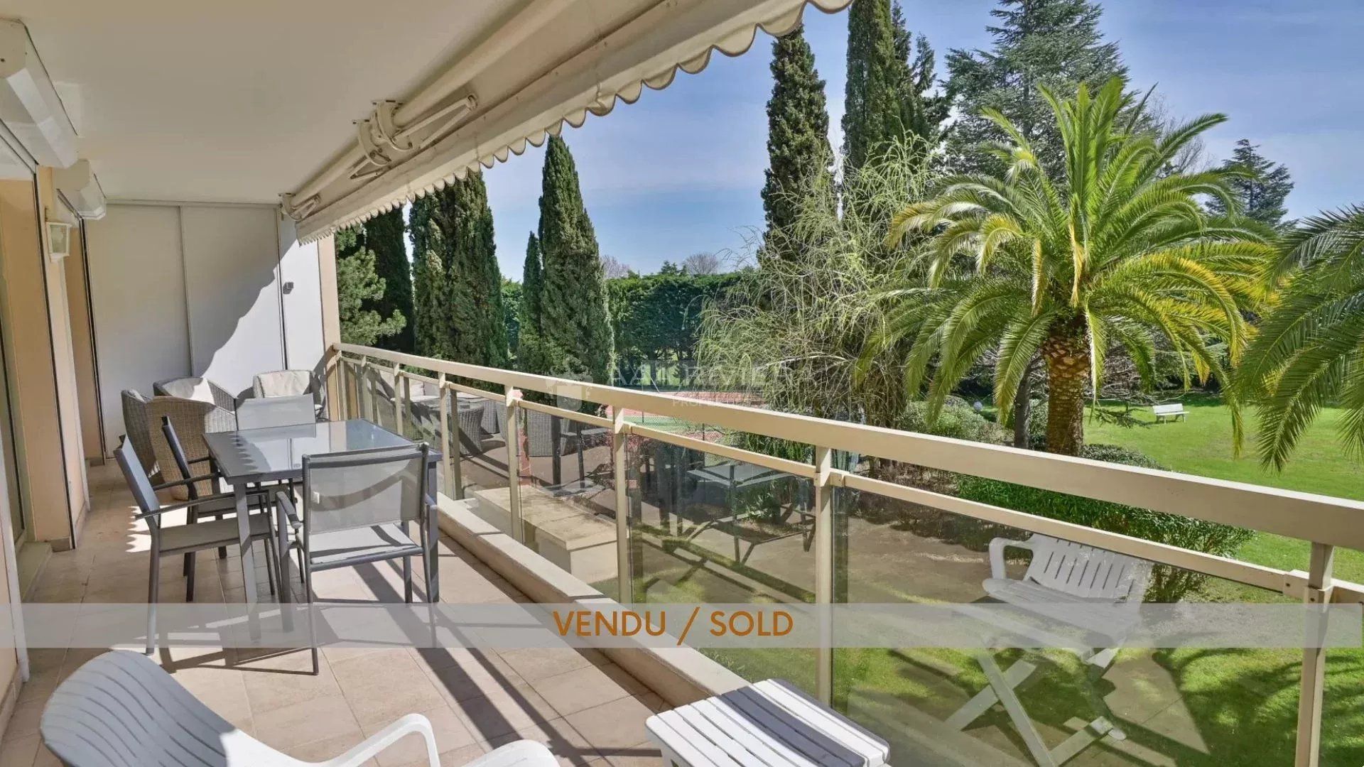 Residential in Mandelieu-la-Napoule, Alpes-Maritimes 12628718