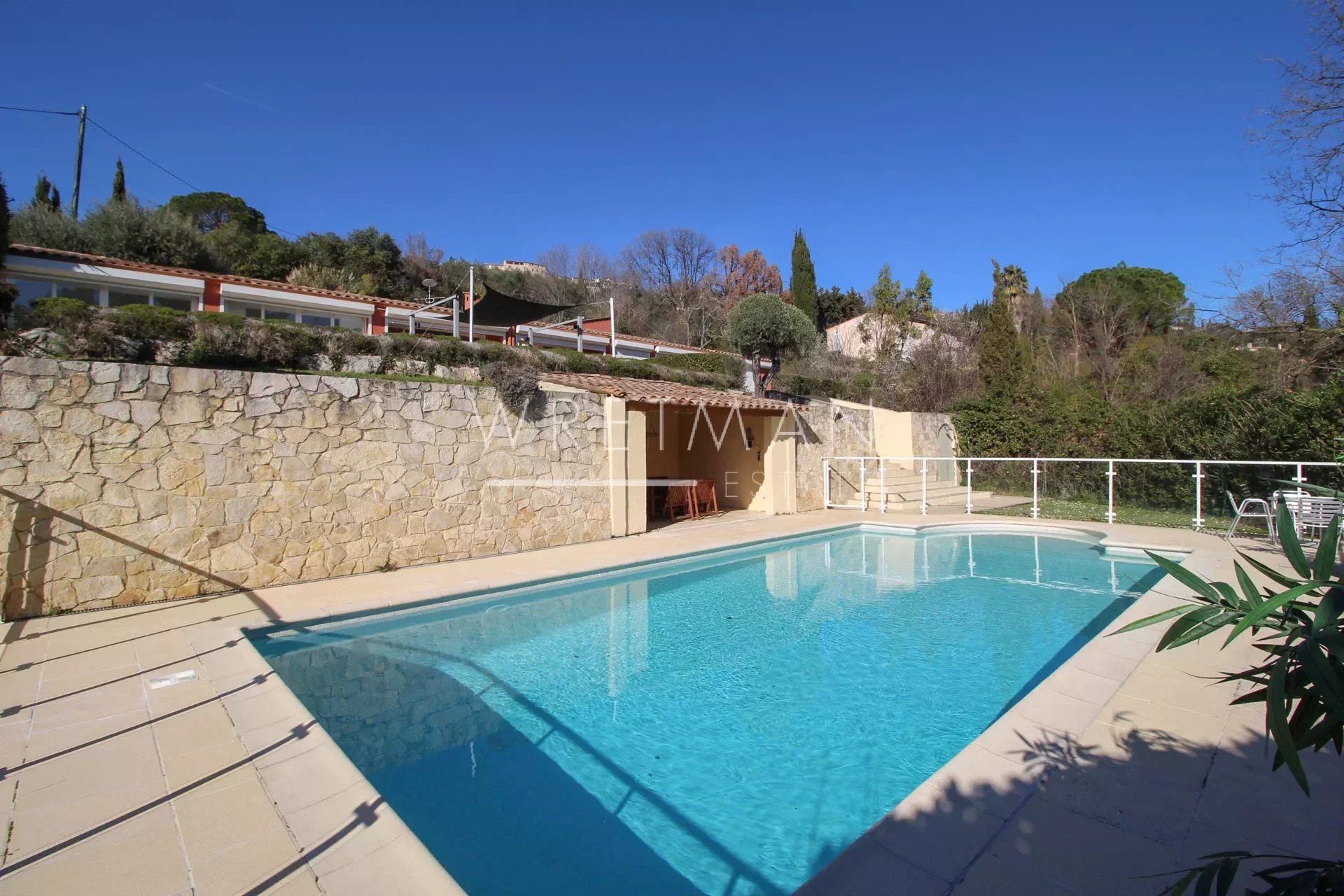 rumah dalam Montauroux, Provence-Alpes-Côte d'Azur 12628773