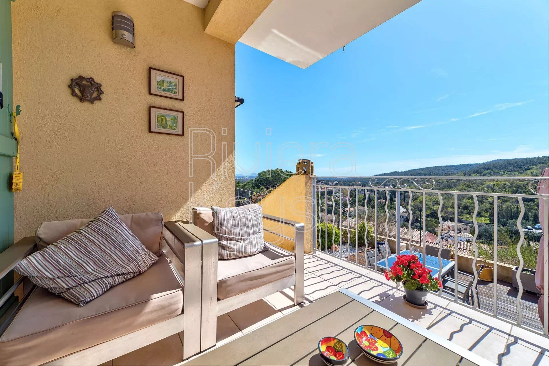 एकाधिक घर में Roquebrune-sur-Argens, Provence-Alpes-Cote d'Azur 12628827