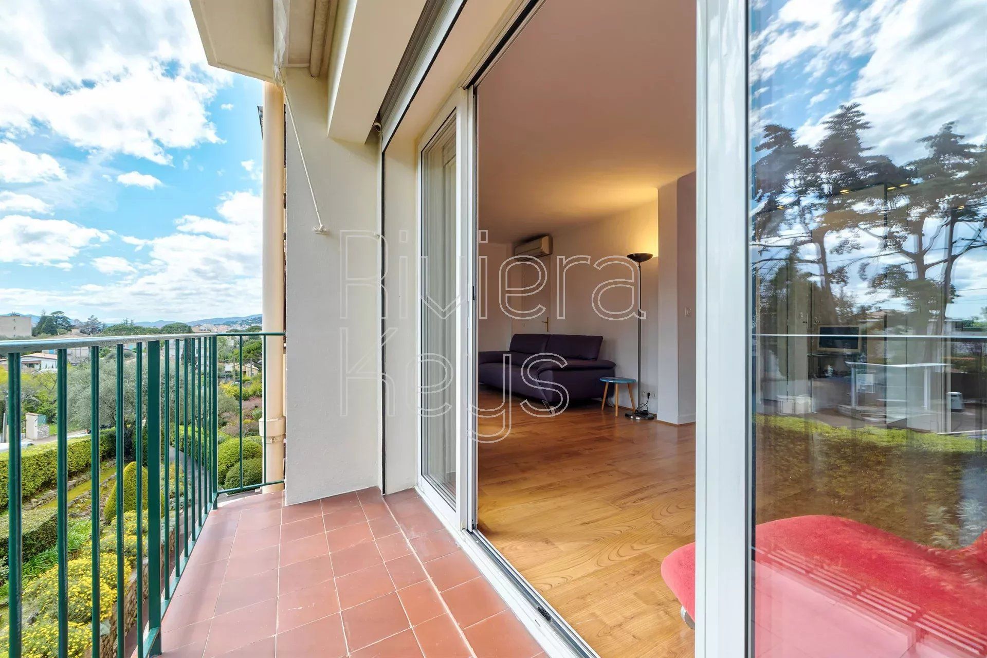 Condominium in Cannes, Provence-Alpes-Cote d'Azur 12628830