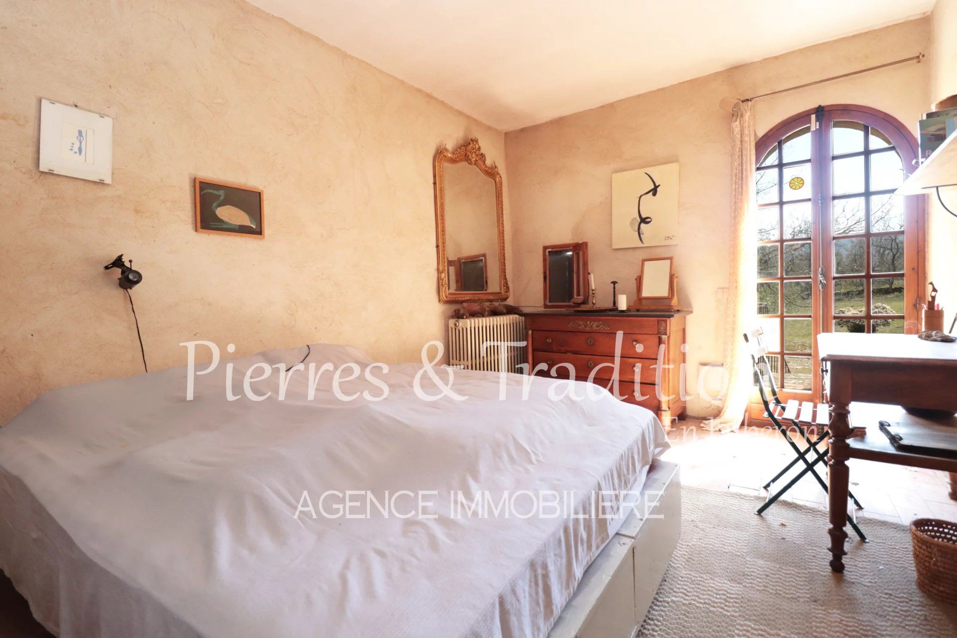 loger dans Saint-Martin-de-Castillon, Vaucluse 12628873