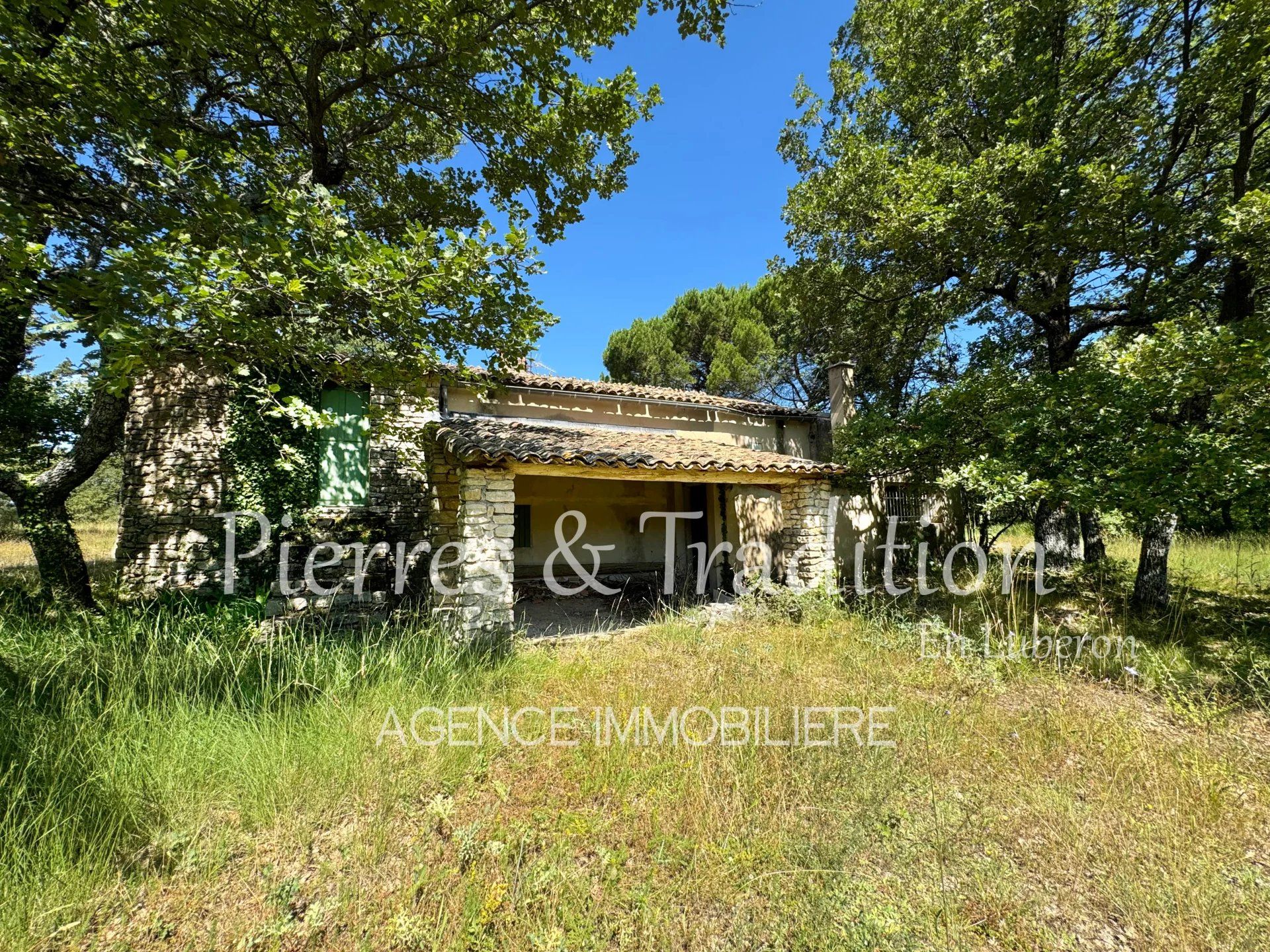 loger dans Saint-Martin-de-Castillon, Vaucluse 12628873