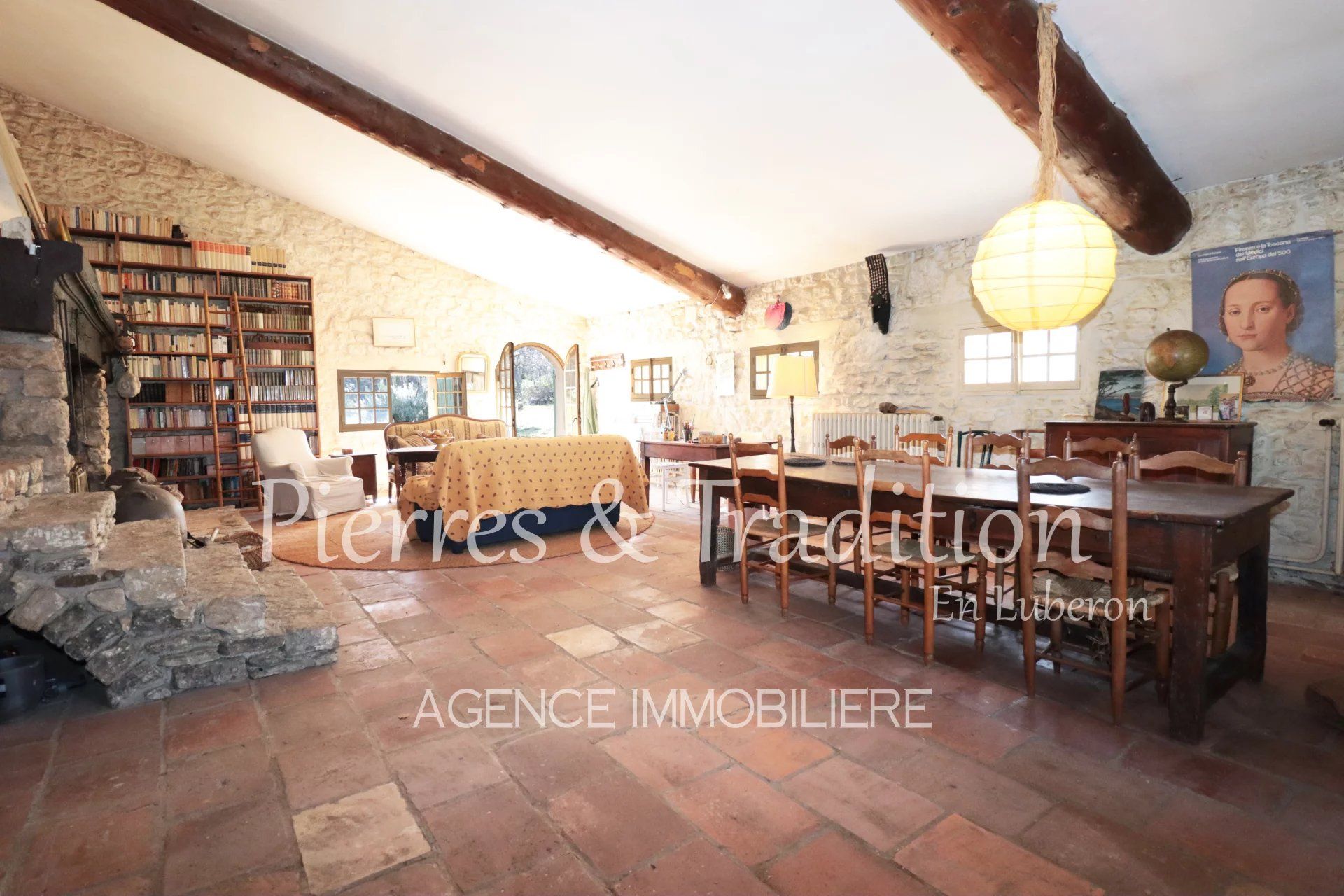 Hus i Saint-Martin-de-Castillon, Provence-Alpes-Cote d'Azur 12628873