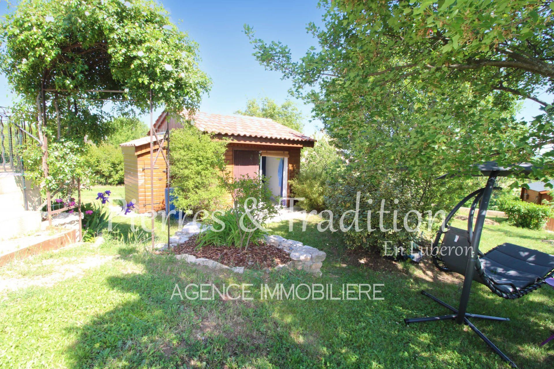 casa no Reillanne, Alpes-de-Haute-Provence 12628897