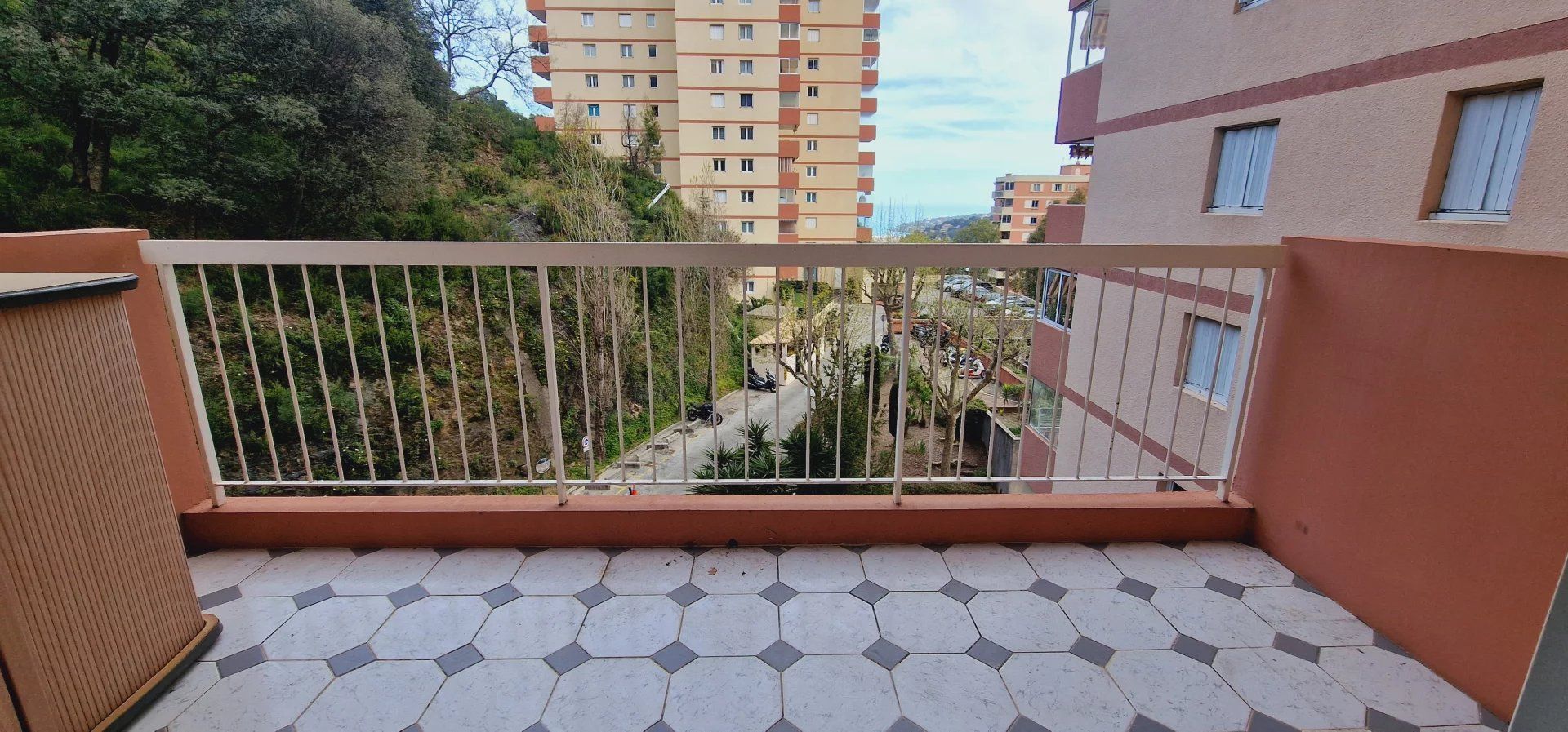 Condominium in Menton, Alpes-Maritimes 12629156