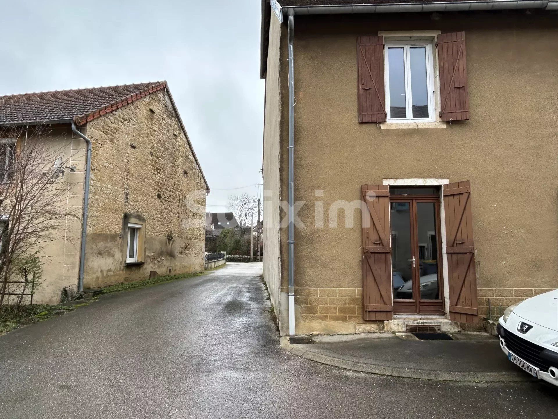 House in Beaufort, Bourgogne-Franche-Comte 12629198