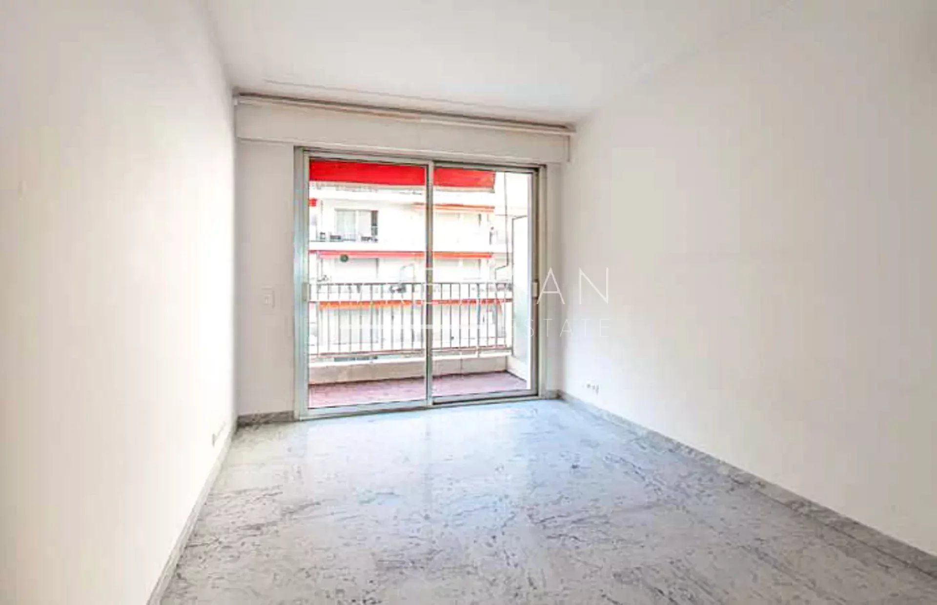 Condominium in Menton, Alpes-Maritimes 12629281