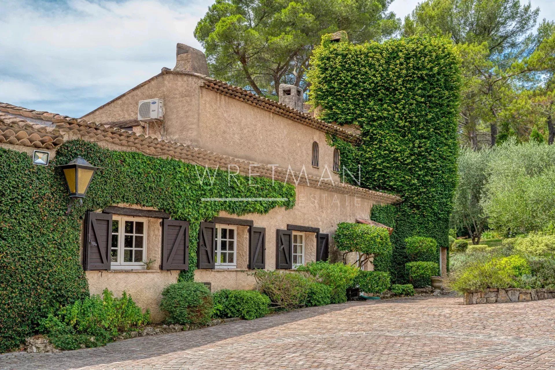 casa en Grasse, Alpes-Maritimes 12629287