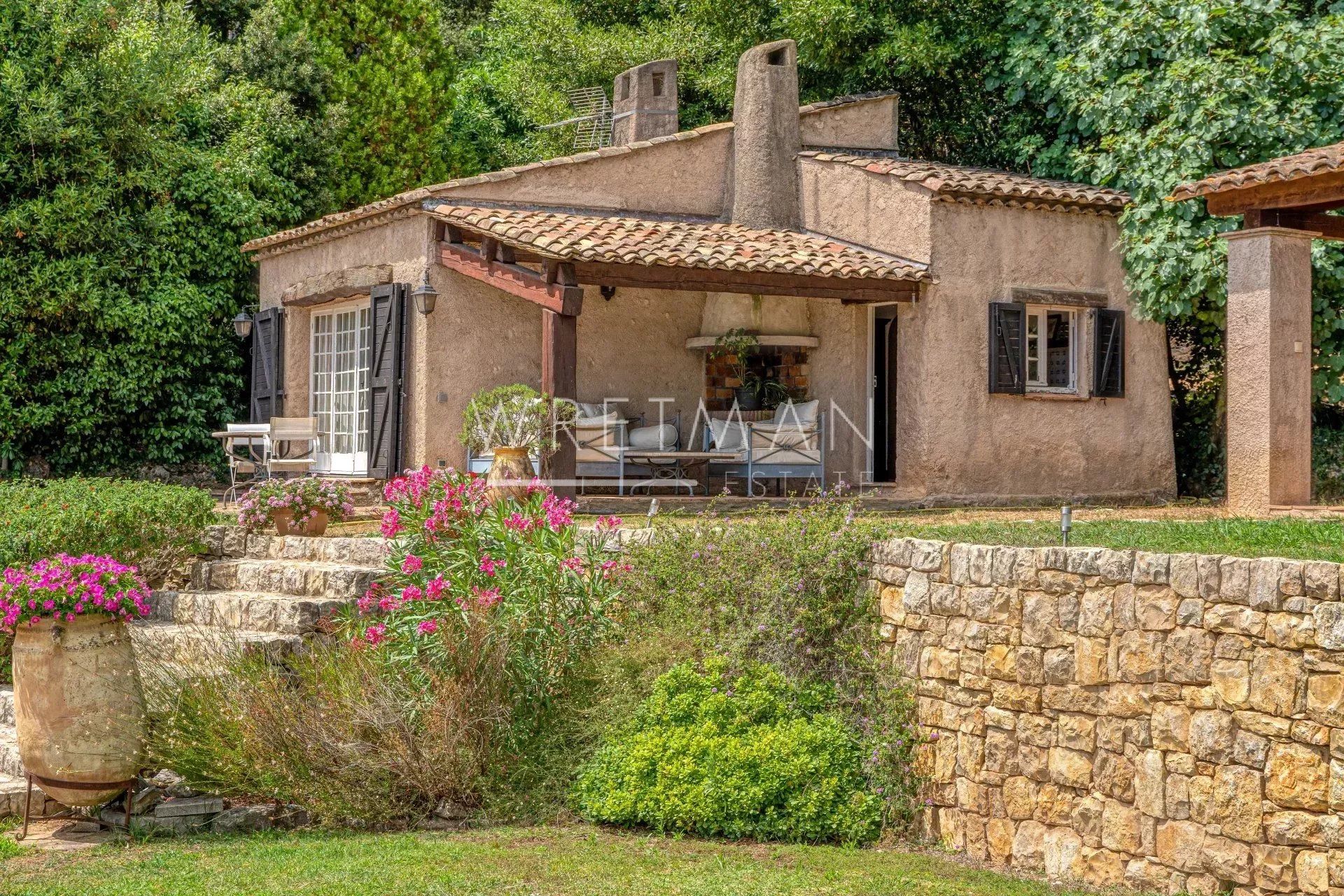 casa en Grasse, Alpes-Maritimes 12629287