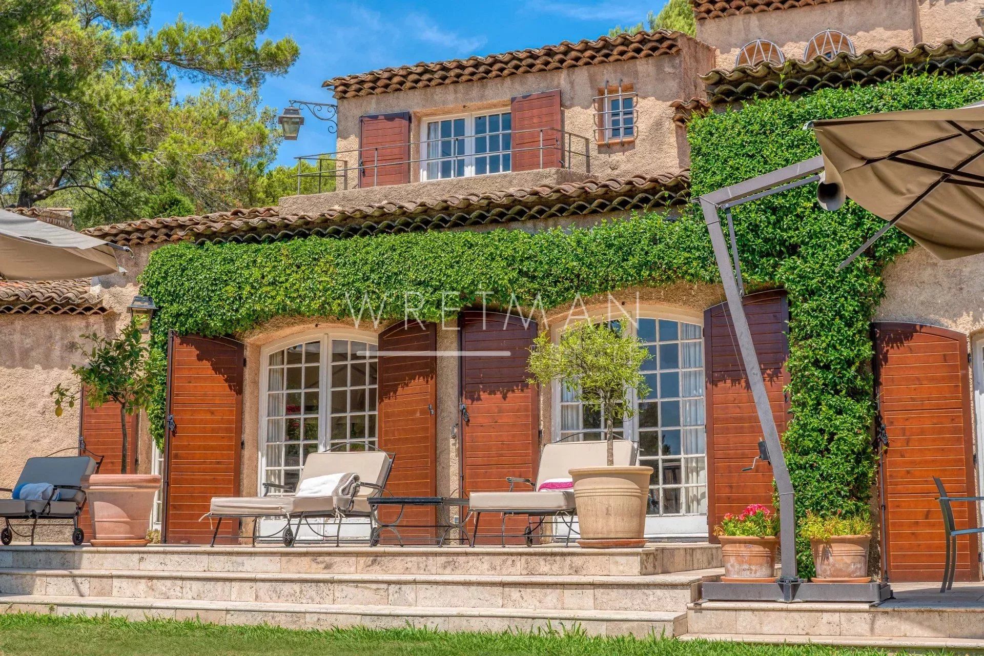 casa en Grasse, Alpes-Maritimes 12629287