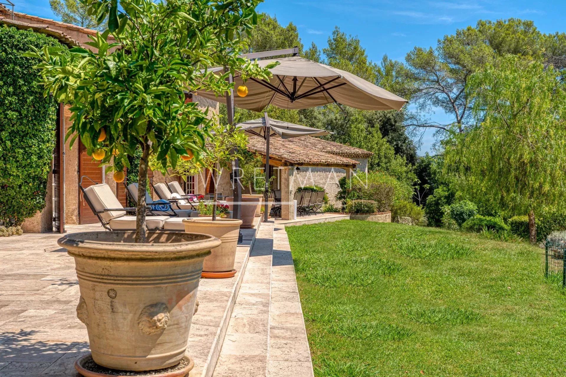 casa en Grasse, Alpes-Maritimes 12629287