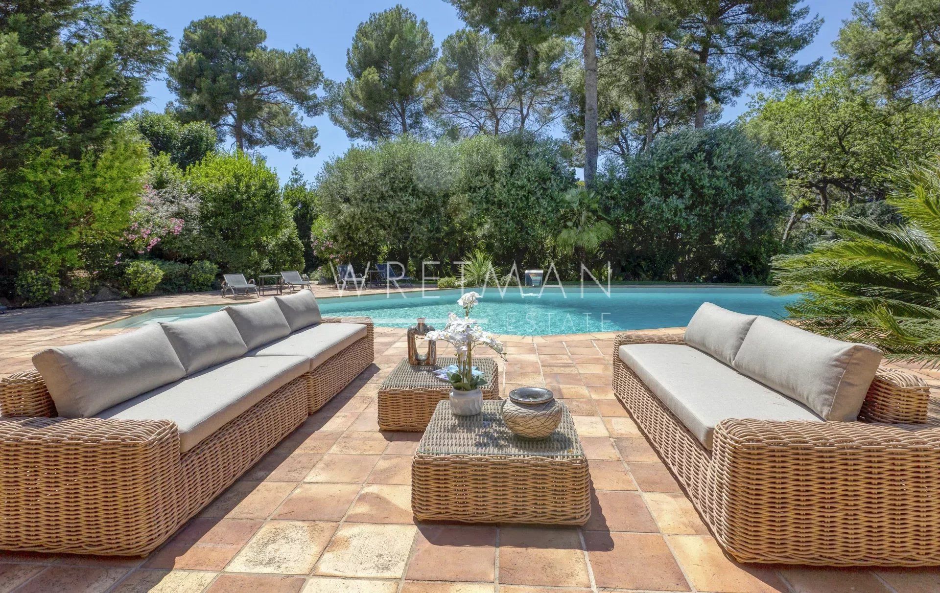 Hus i Mougins, Provence-Alpes-Cote d'Azur 12629300