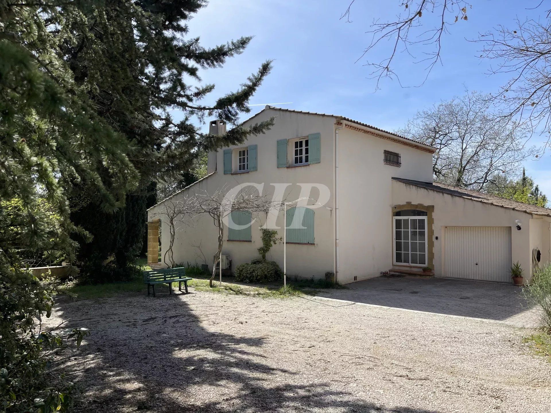 casa en Saint-Cannat, Bouches-du-Rhône 12629325