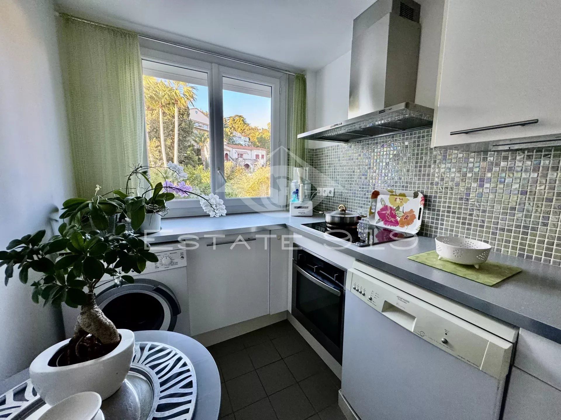 Kediaman dalam Cannes, Alpes-Maritimes 12629460