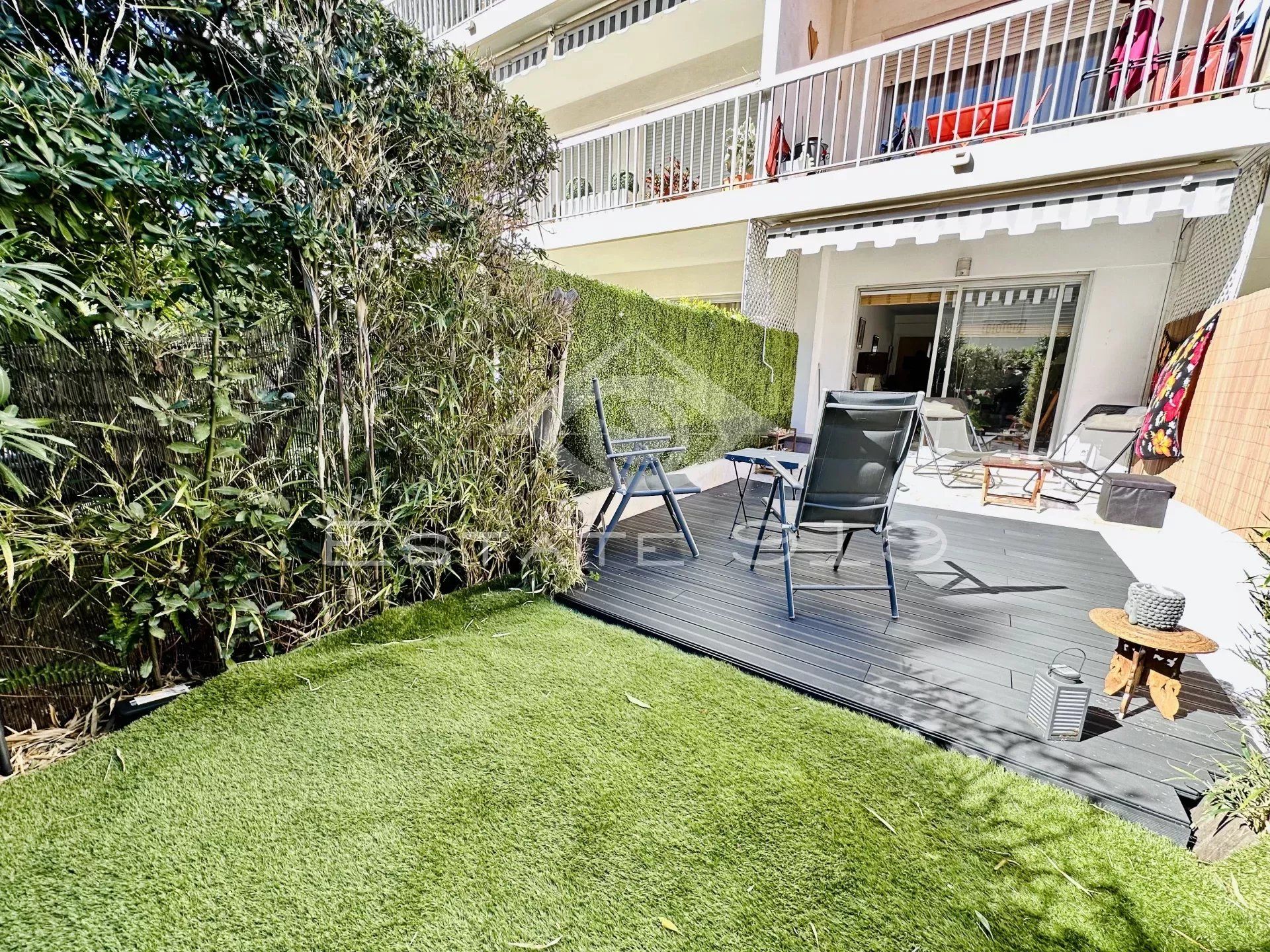 Residential in Cannes, Alpes-Maritimes 12629463