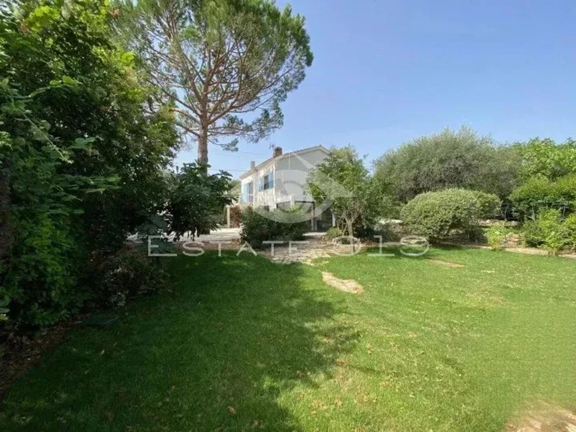 casa en Le Rouret, Alpes-Maritimes 12629473