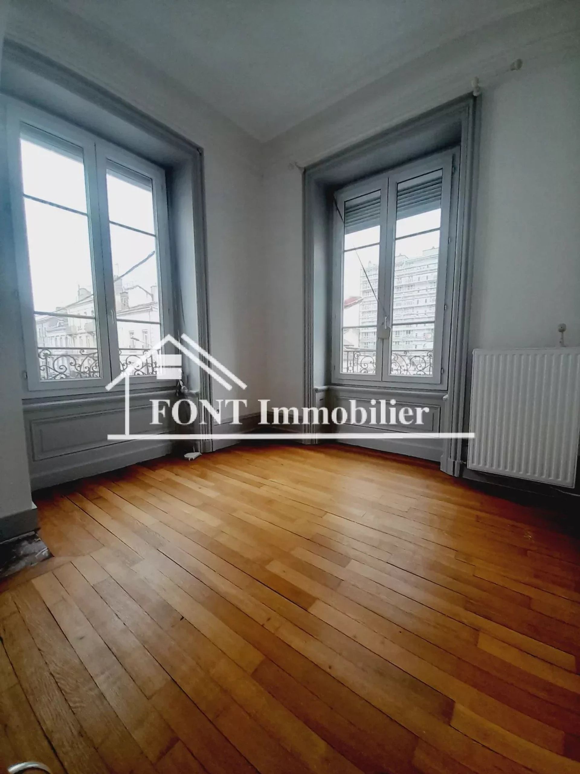 Condominium in Saint-Chamond, Loire 12629494