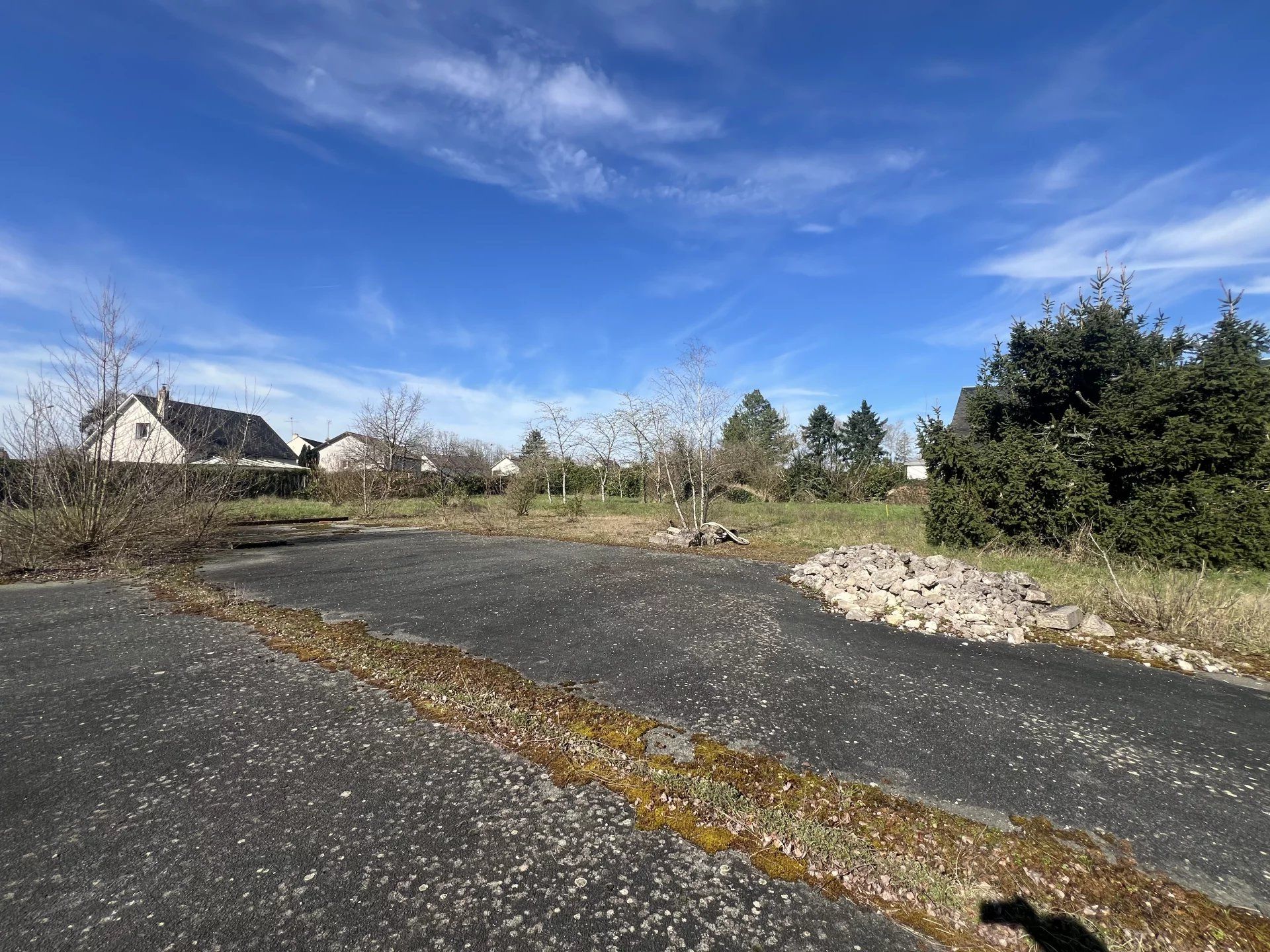 Land i Chaingy, Centre-Val de Loire 12629829