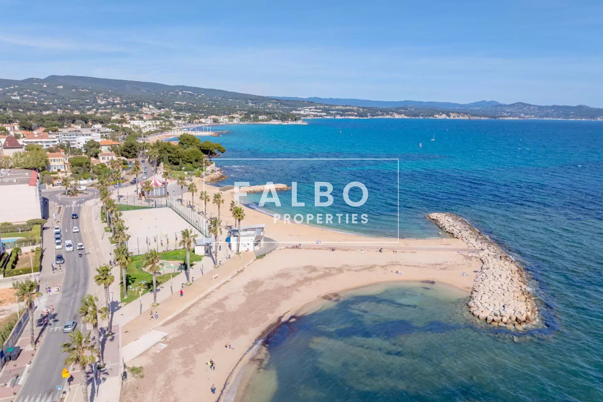 Condominium dans La Ciotat, Bouches-du-Rhône 12629888