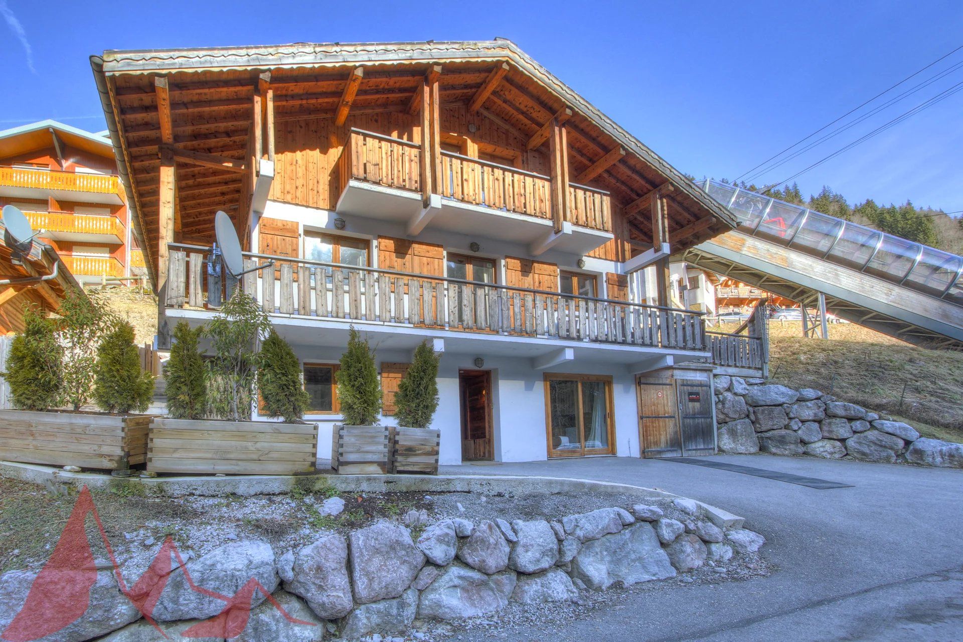 rumah dalam Morzine, Auvergne-Rhone-Alpes 12630132