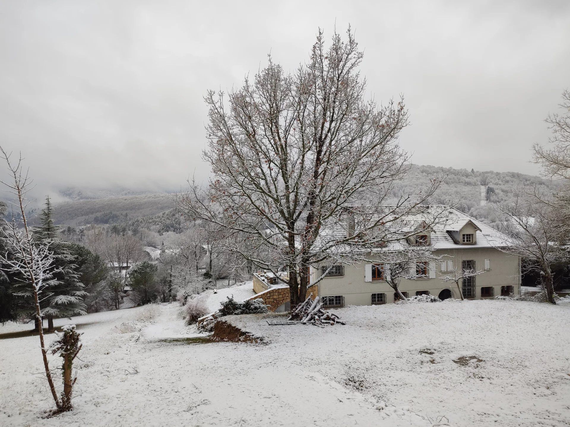 casa en Saint-Jean-d'Aigues-Vives, Ariège 12630179