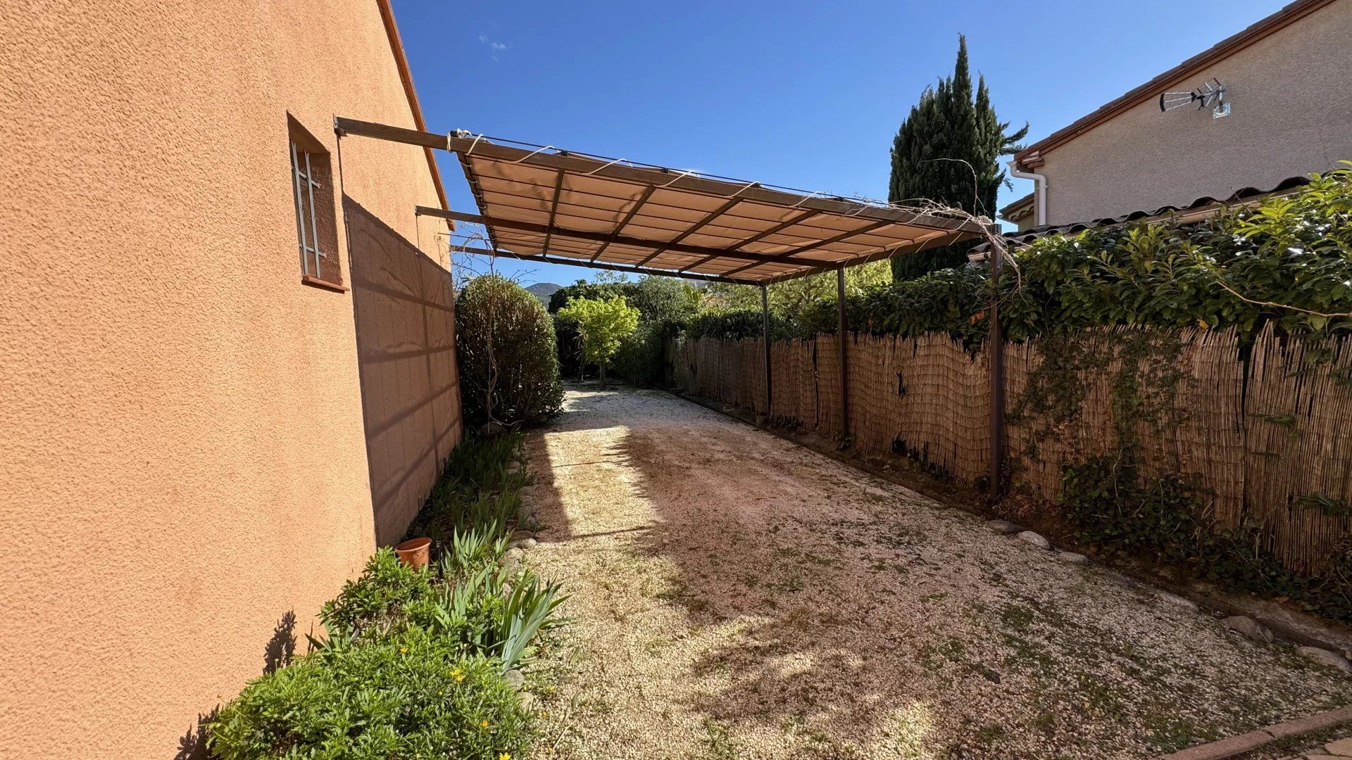 rumah dalam Maureillas-las-Illas, Pyrénées-Orientales 12630383