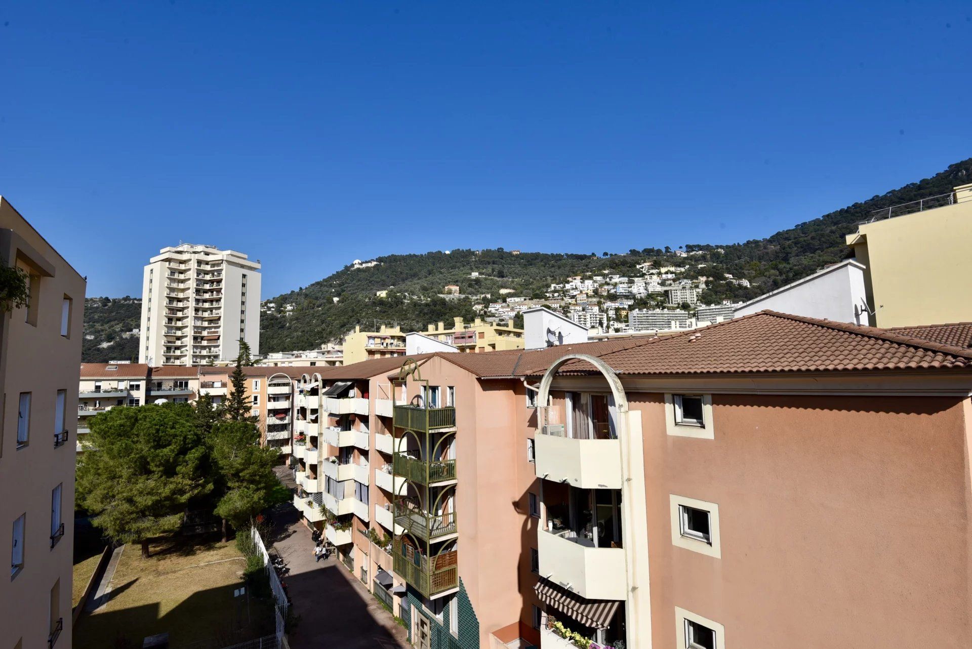 Résidentiel dans Nice, Alpes-Maritimes 12630620