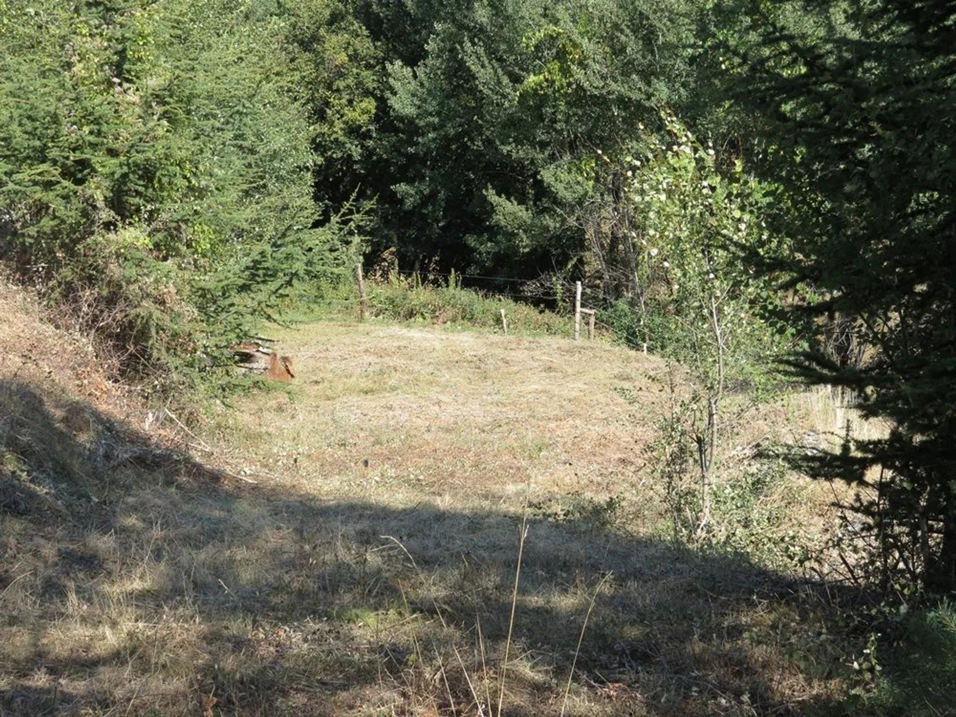 Land in Saint-André-de-Lancize, Lozère 12631091