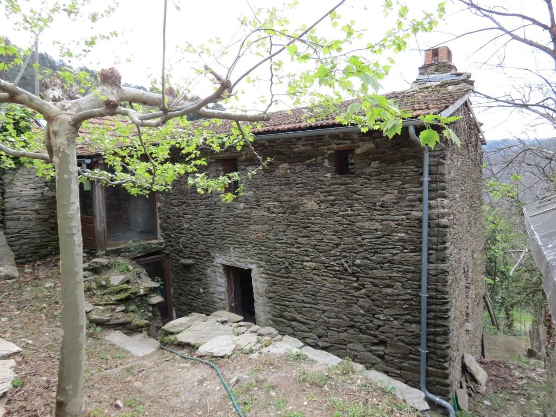 Hus i Saint-Germain-de-Calberte, Lozère 12631093