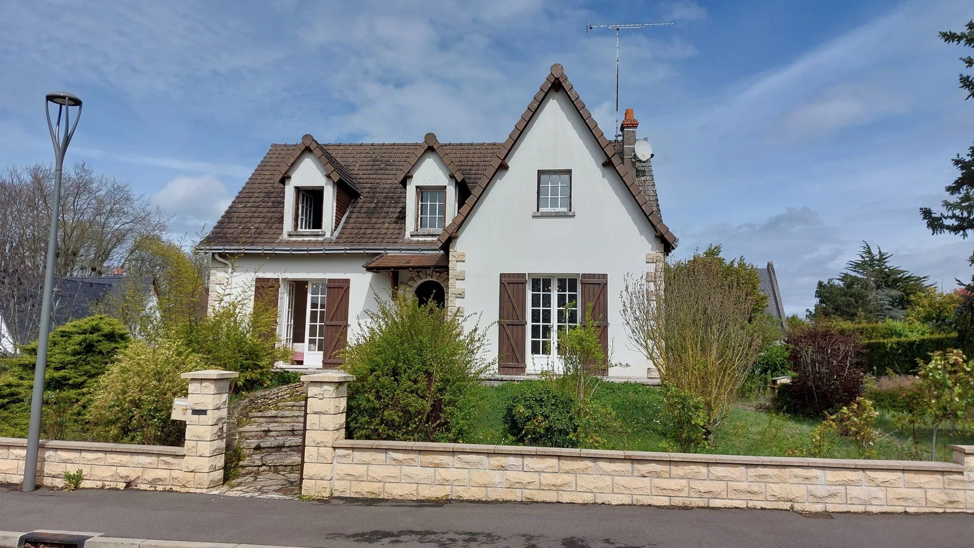 Hus i Chambray-lès-Tours, Indre-et-Loire 12631200