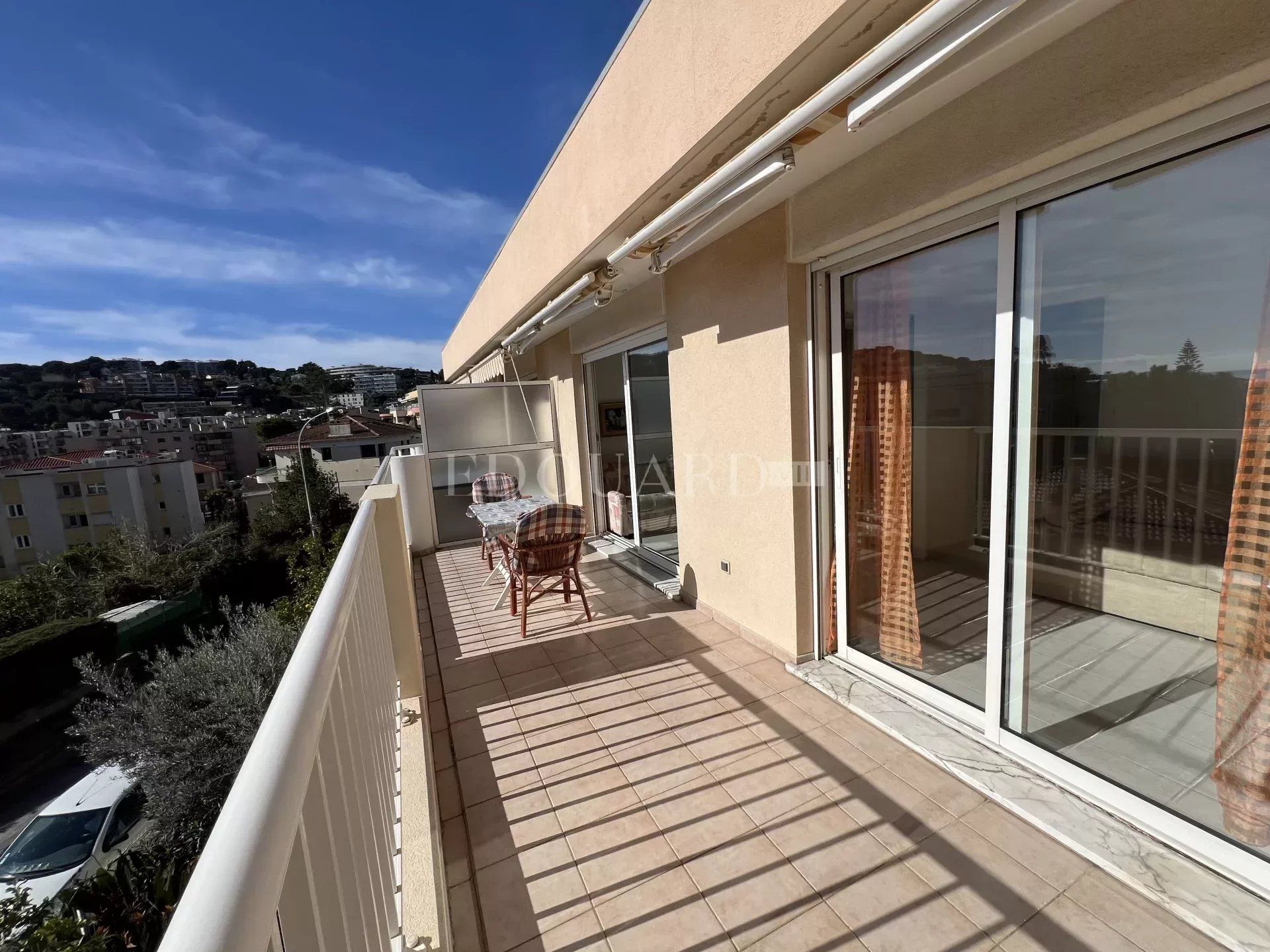 Kondominium w Roquebrune-Cap-Martin, Alpes-Maritimes 12631356