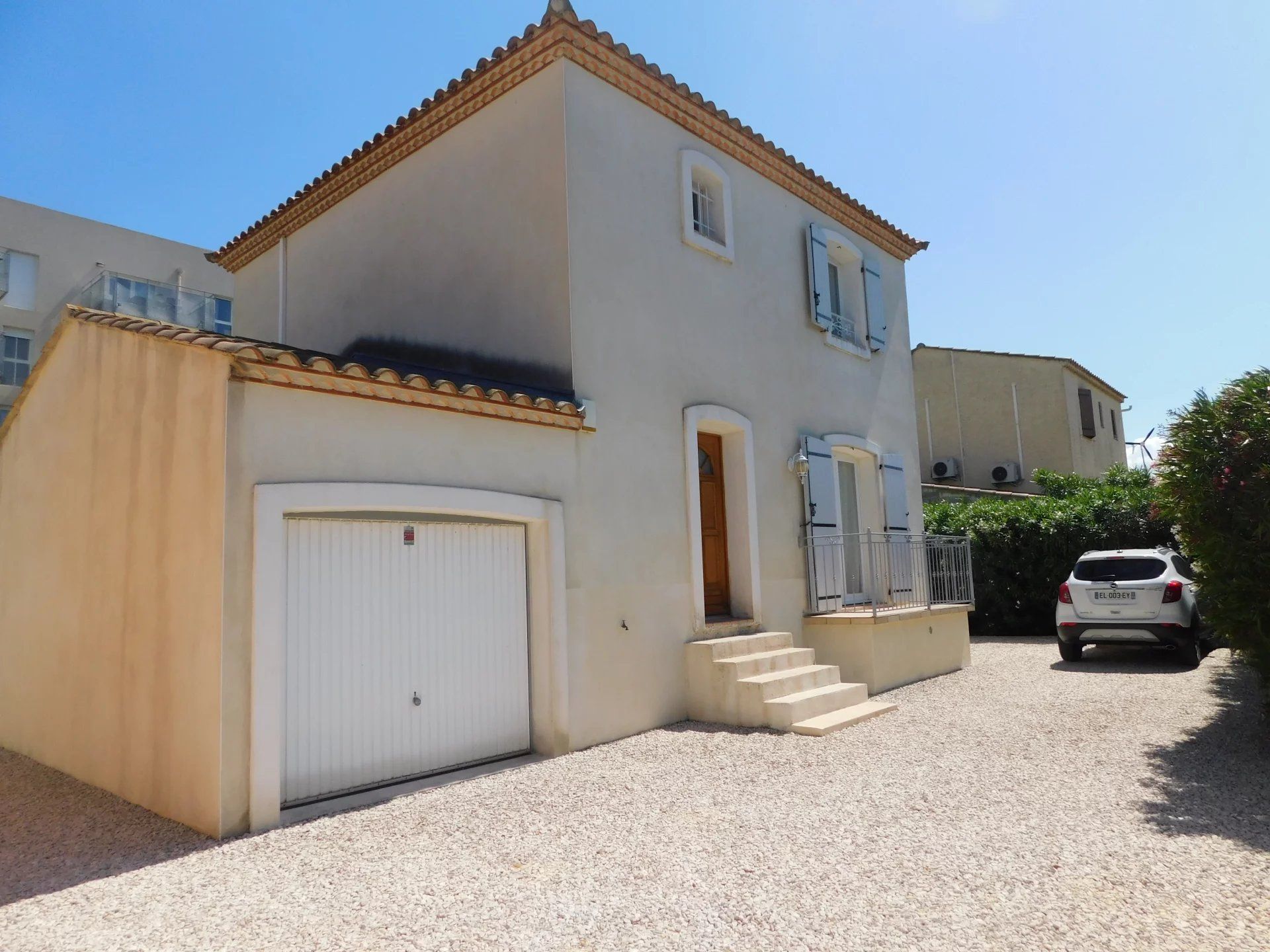 rumah dalam Arles, Bouches-du-Rhône 12631861