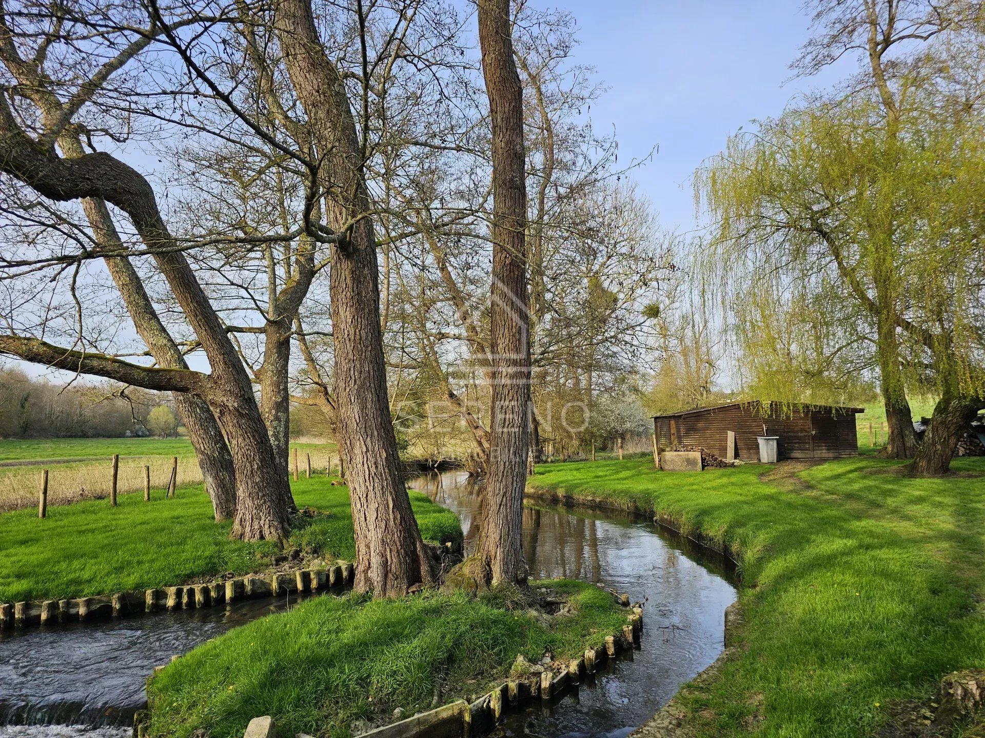 其他 在 Fontenay-Trésigny, Seine-et-Marne 12631951